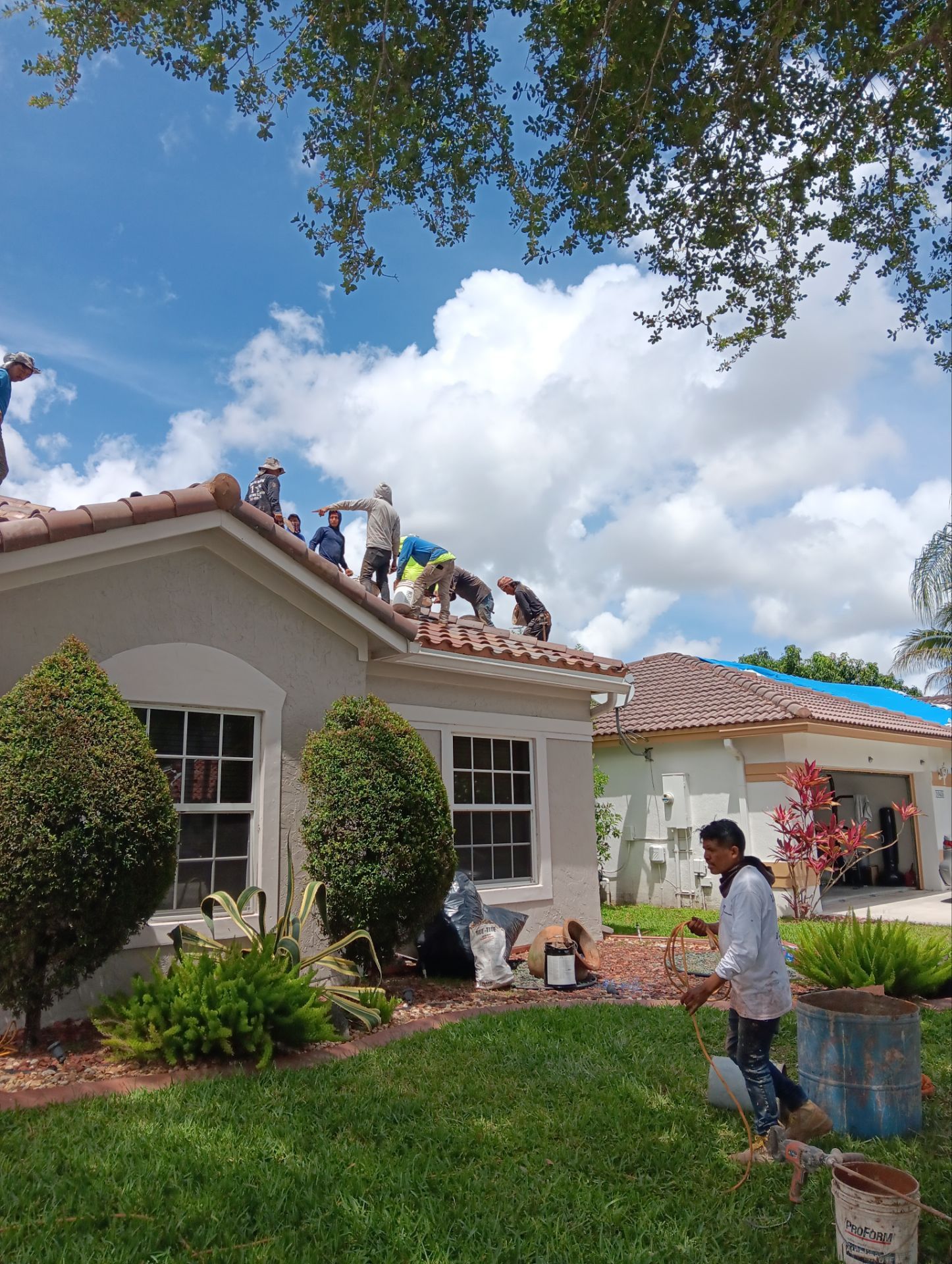 Tile Roof Replacement in Miramar – A Seamless & Professional Experience by Aastro Roofing