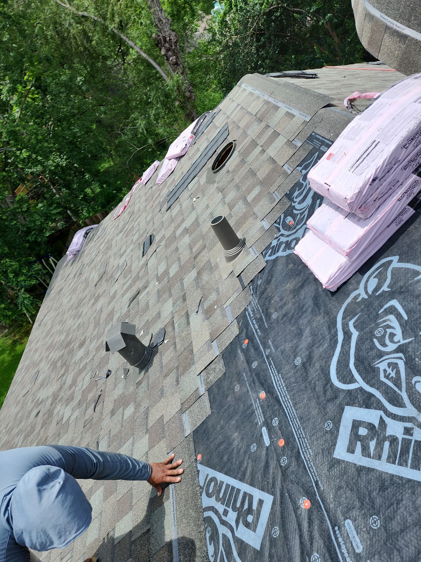 Residential Roofing Installation using Owen's Corning Duration (Lifetime) Shingles by Roof Repair Company