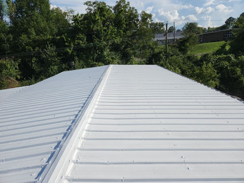 Sevier County Farmer's Co-Op by Hostetler Roofing