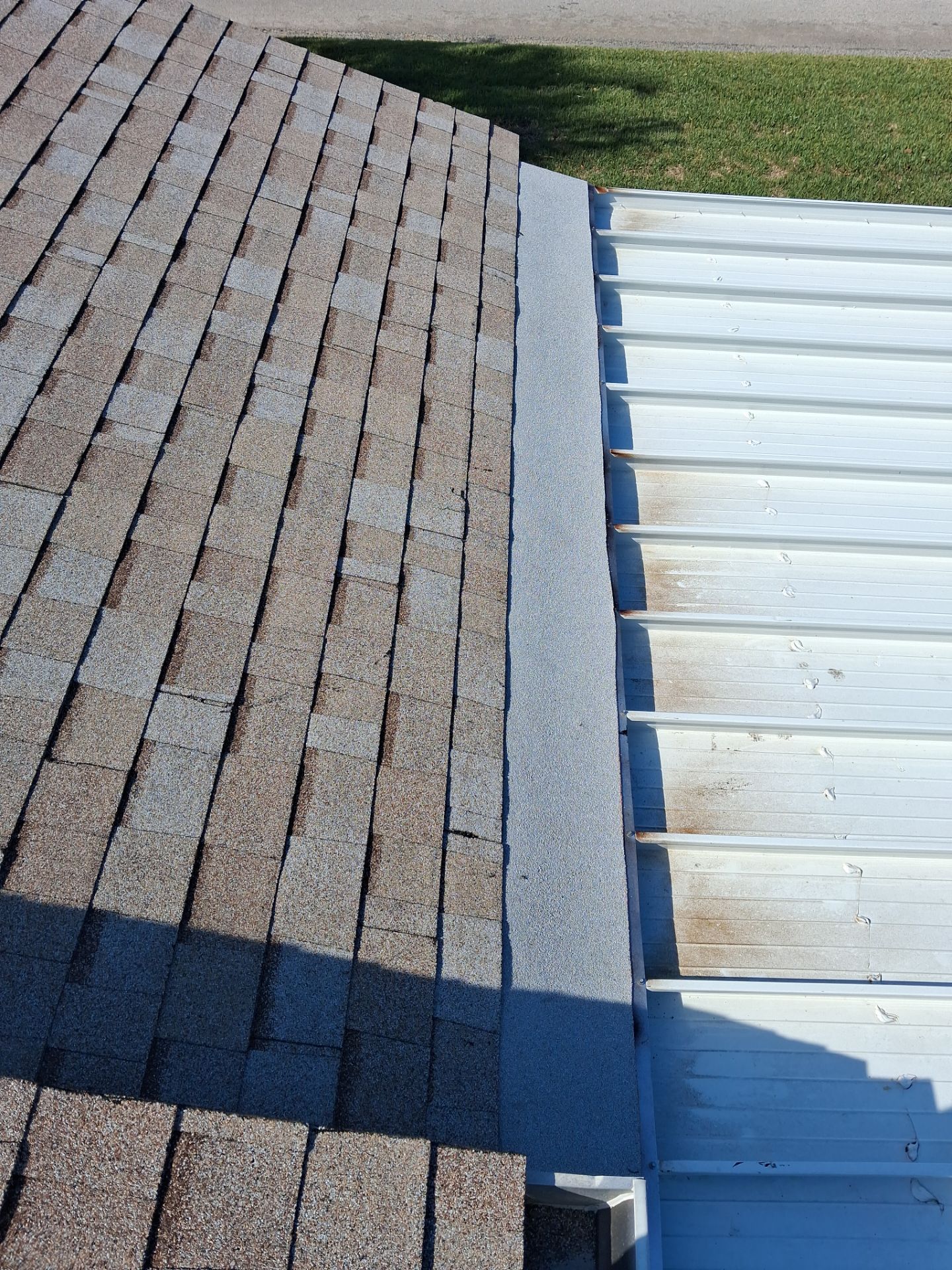 Project in St. Petersburg 33703 by Mitchell Roofing Company LLC