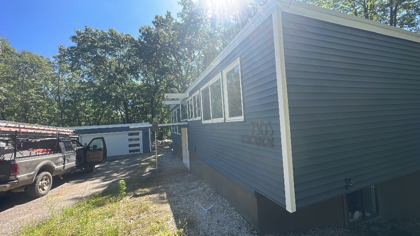 Siding Replacement using CertainTeed Restoration Classis D4 by 180 Contractors