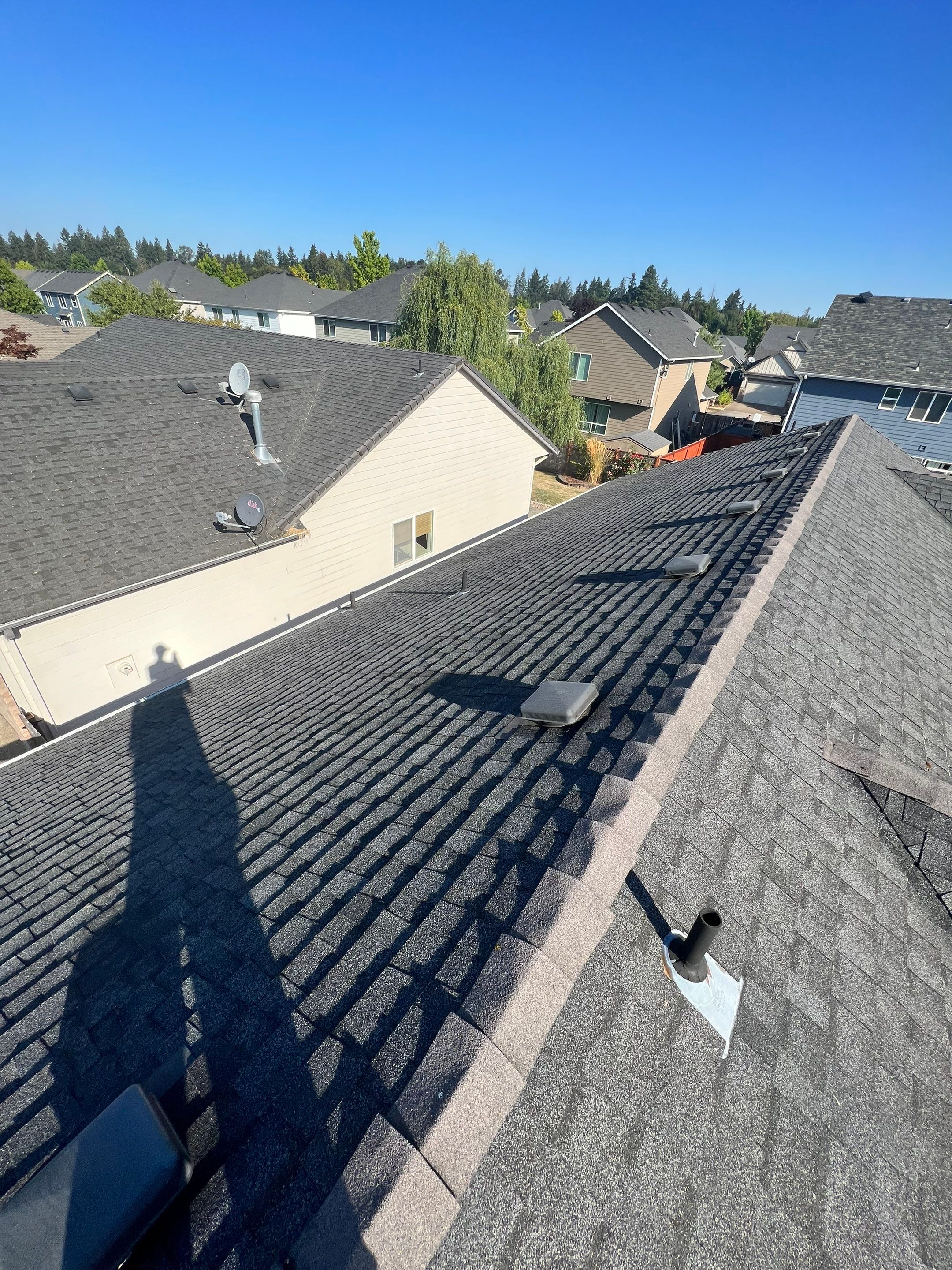 Residential Re-Roof in Albany Oregon by Orezona Building & Roofing Company, Inc.