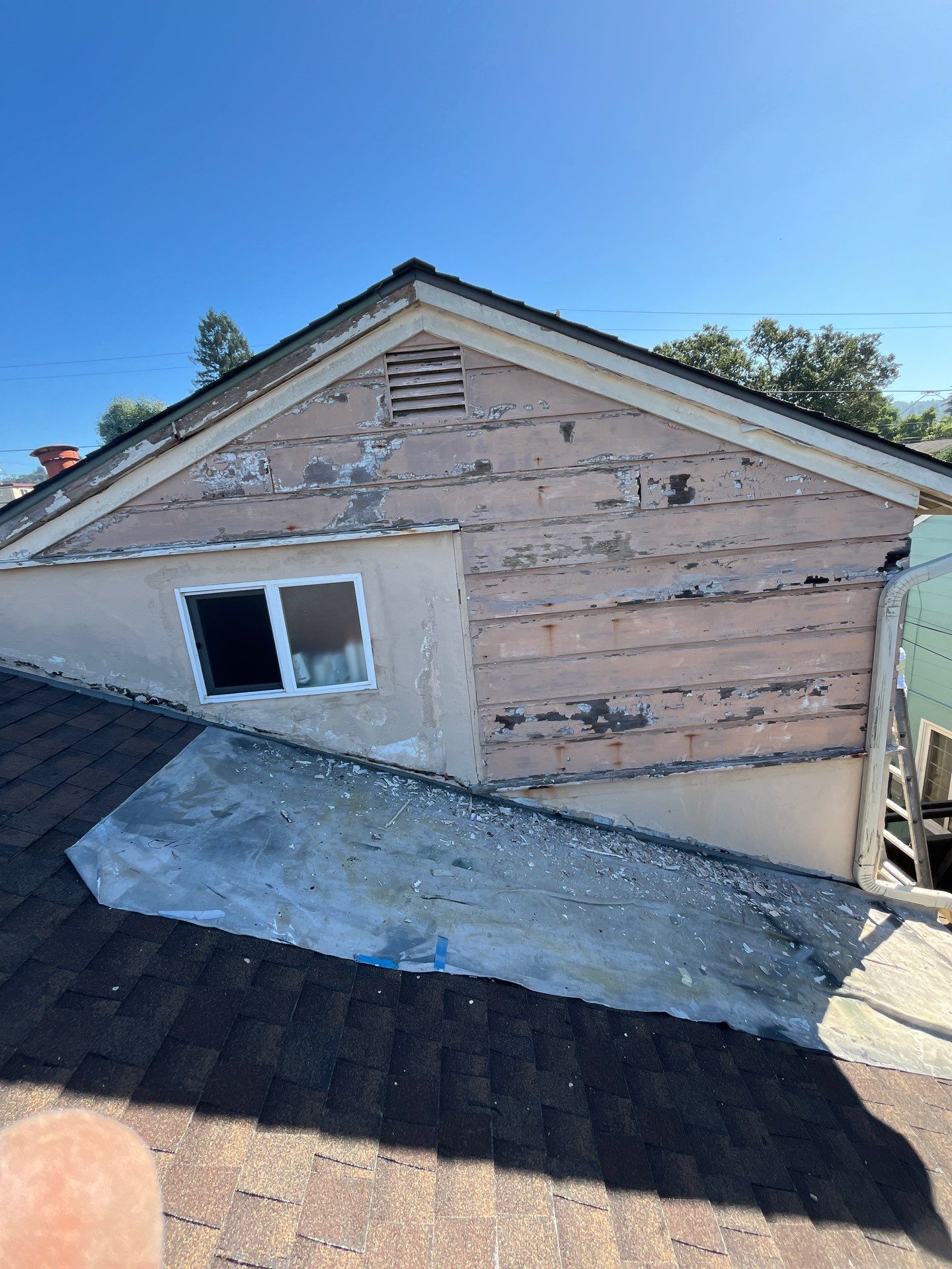 Project in Oakland by Herrera’s Bay Area Painting inc.