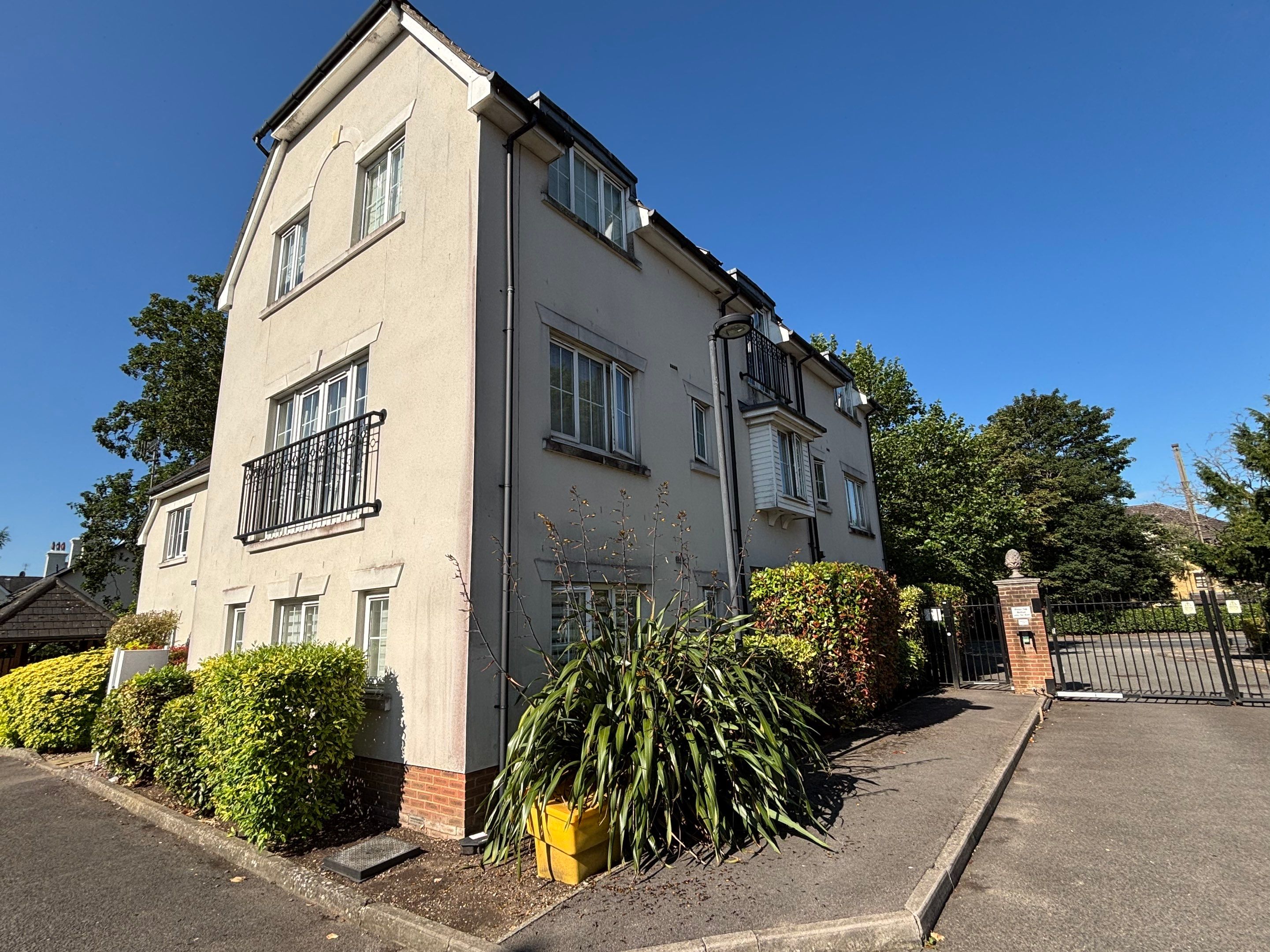 Render Clean by Ges Exterior Cleaning ltd