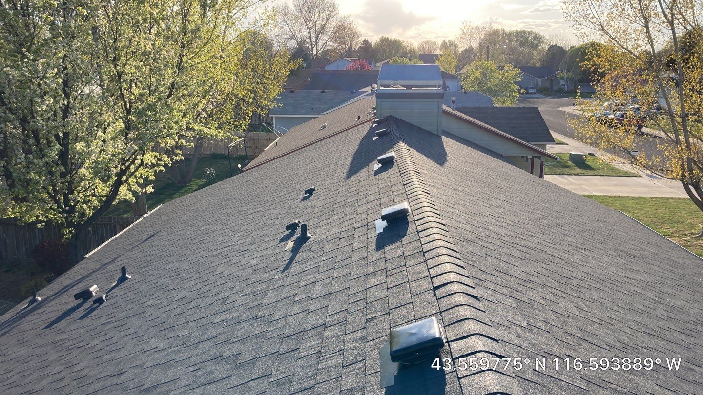 Nampa Idaho Single Level Residential Roofing Installation using Owens Corning by ID Roofing LLC