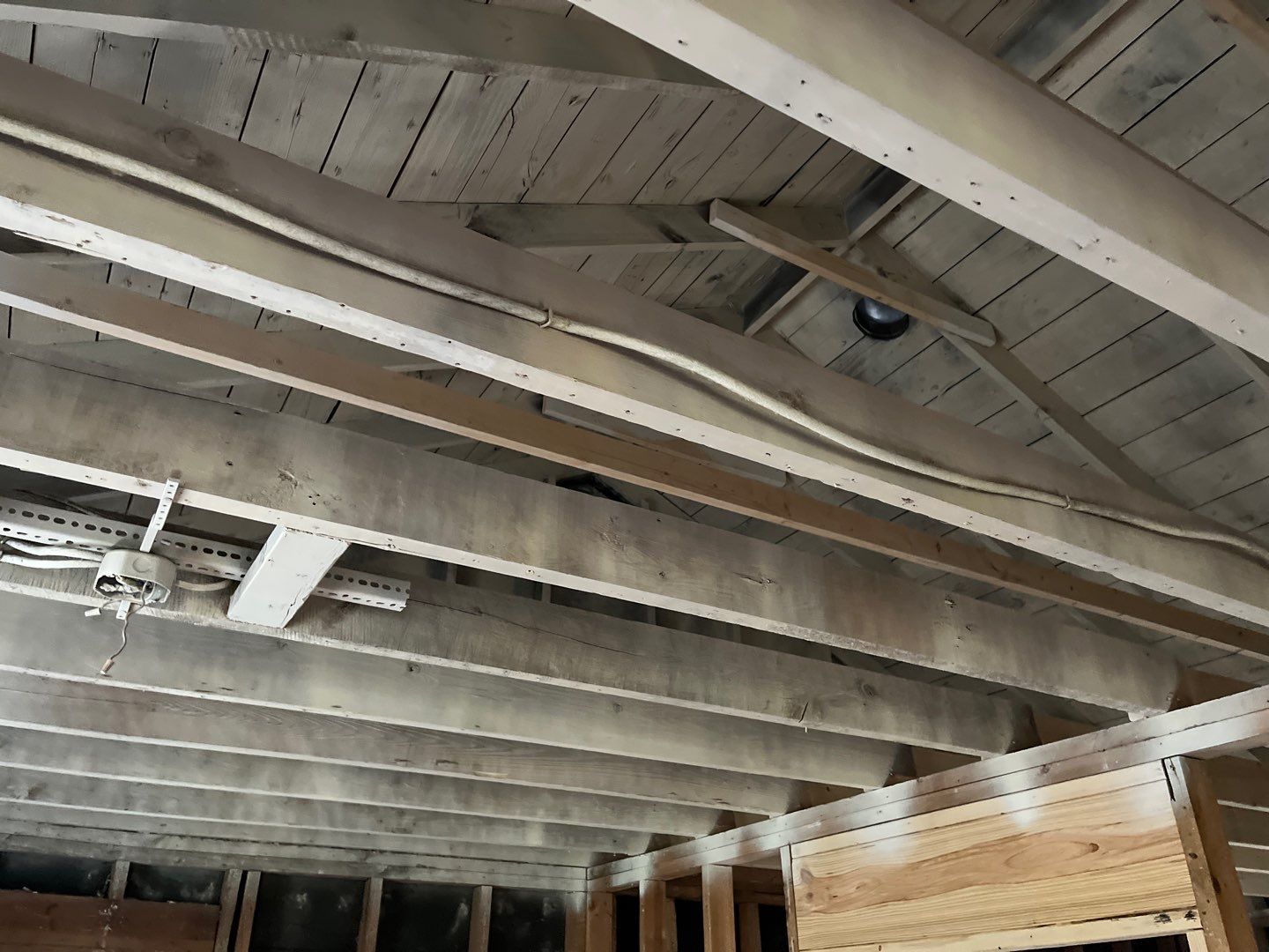 Fire Damage/Structural Cleaning with Hydroxyl Machine by ANR Restoration