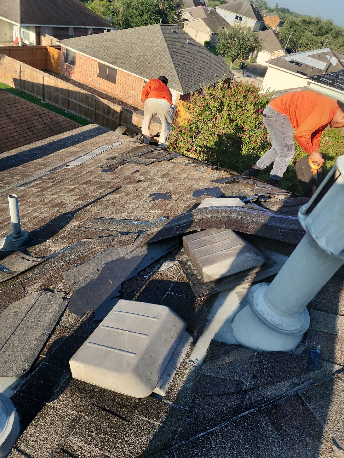 Residential Roofing Installation using Owen's Corning Duration (Lifetime) Shingles by Roof Repair Company