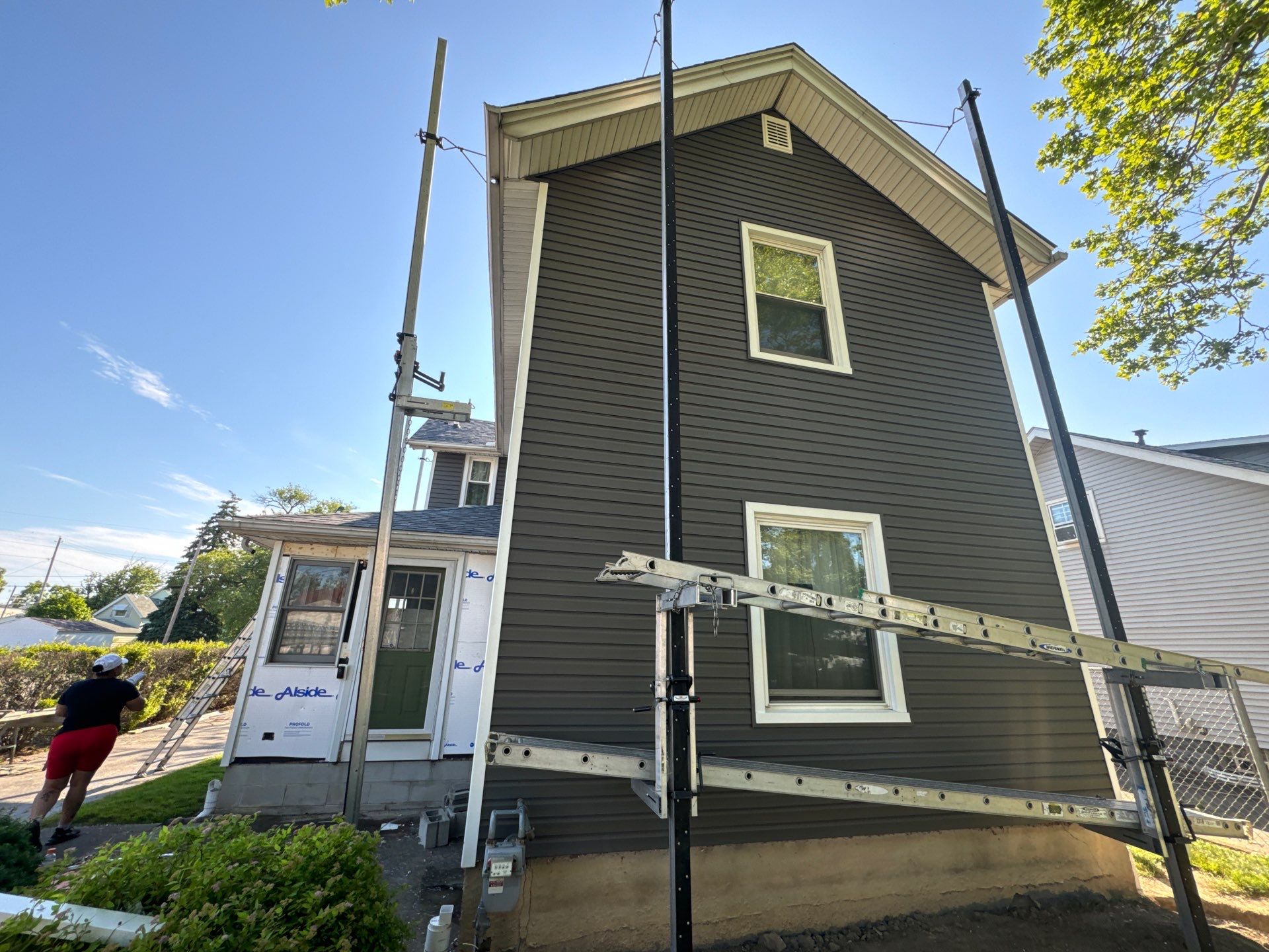 Roof and Siding Replacement by Homestyle in Lorain by Homestyle Home Improvements (HHI)