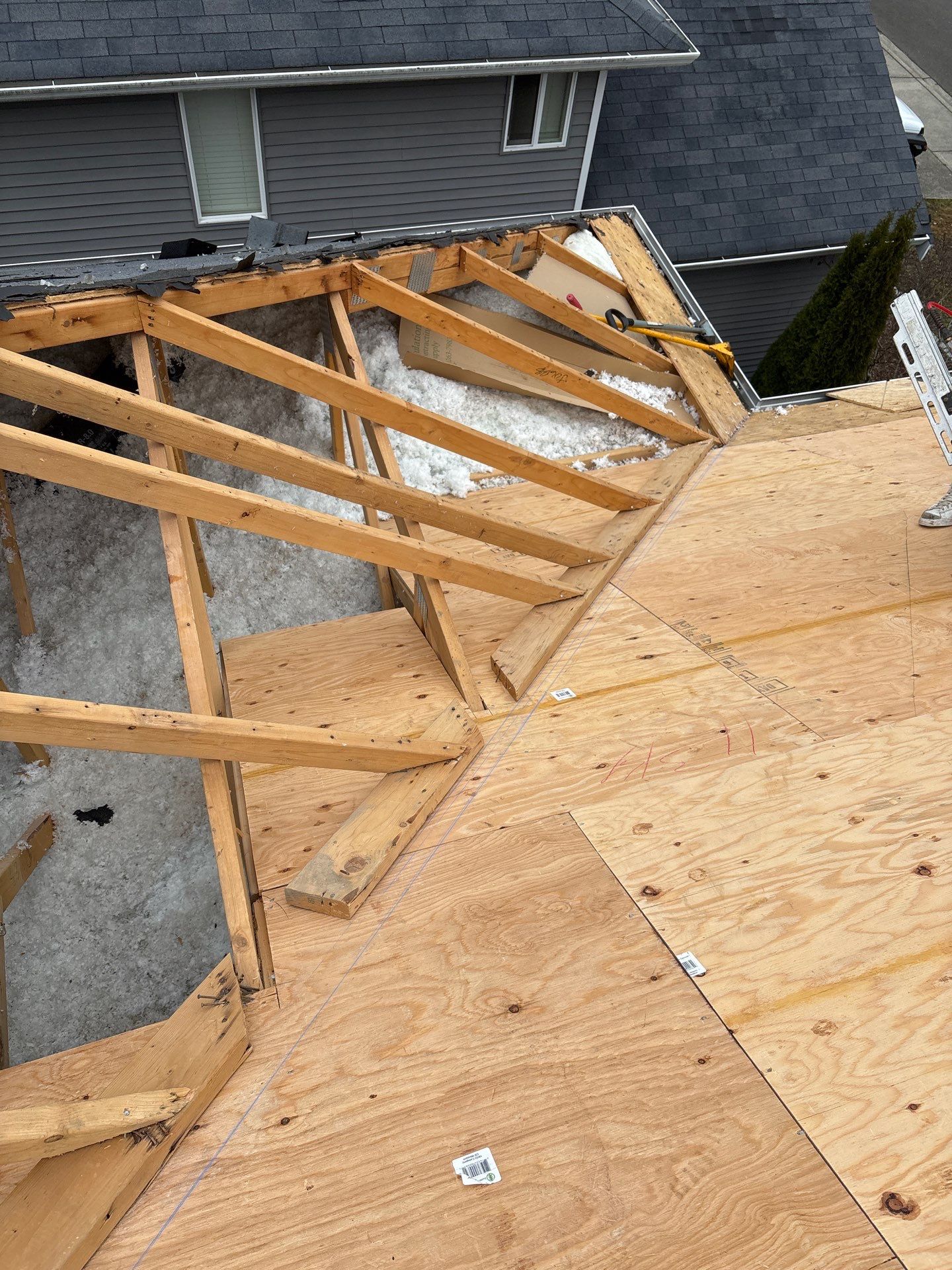 GAF Timberline HDZ, Charcoal  by Proline Roofing & Restoration LLC