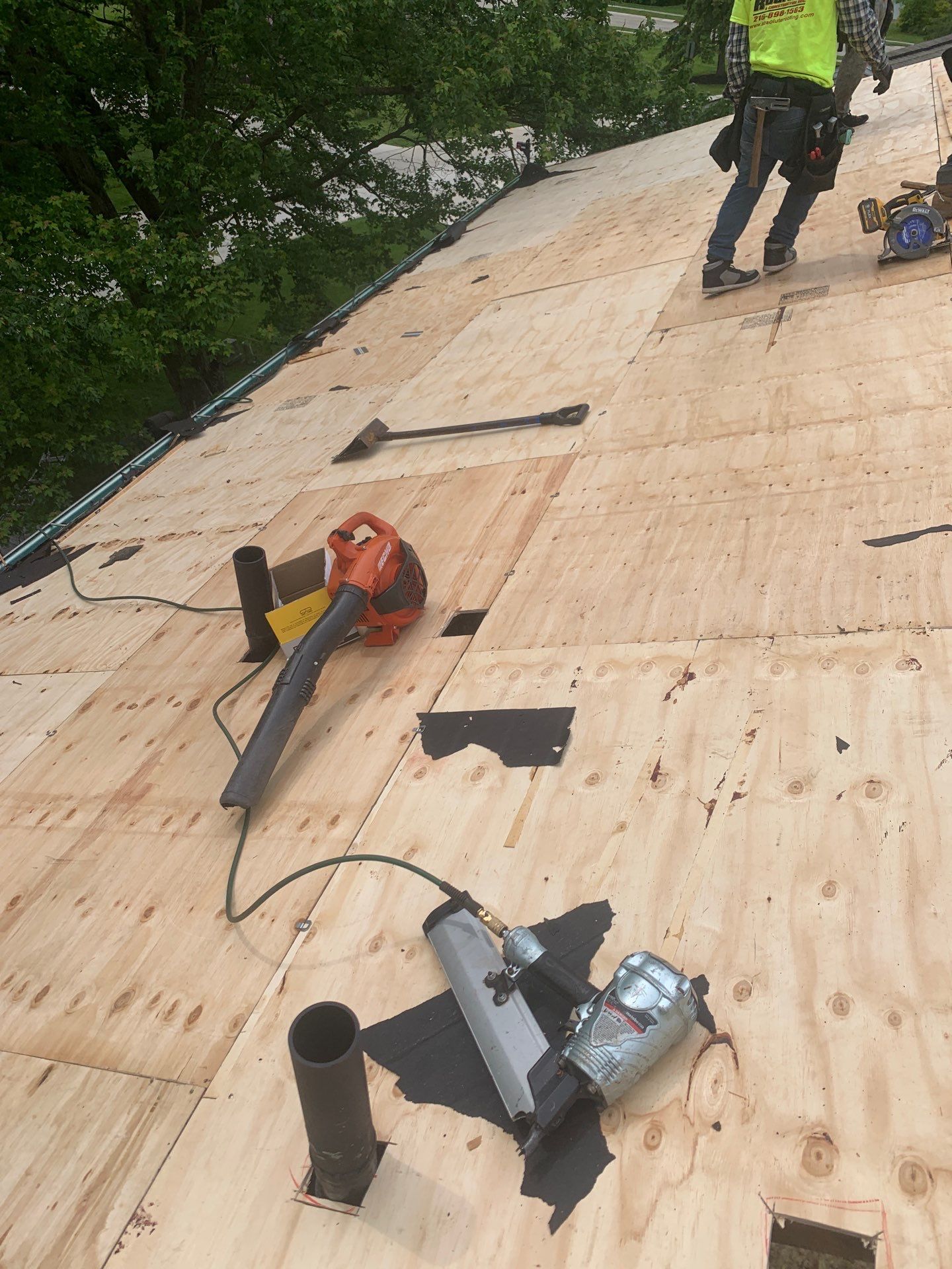 Roof, Siding, & Gutters by Absolute Roofing and Construction