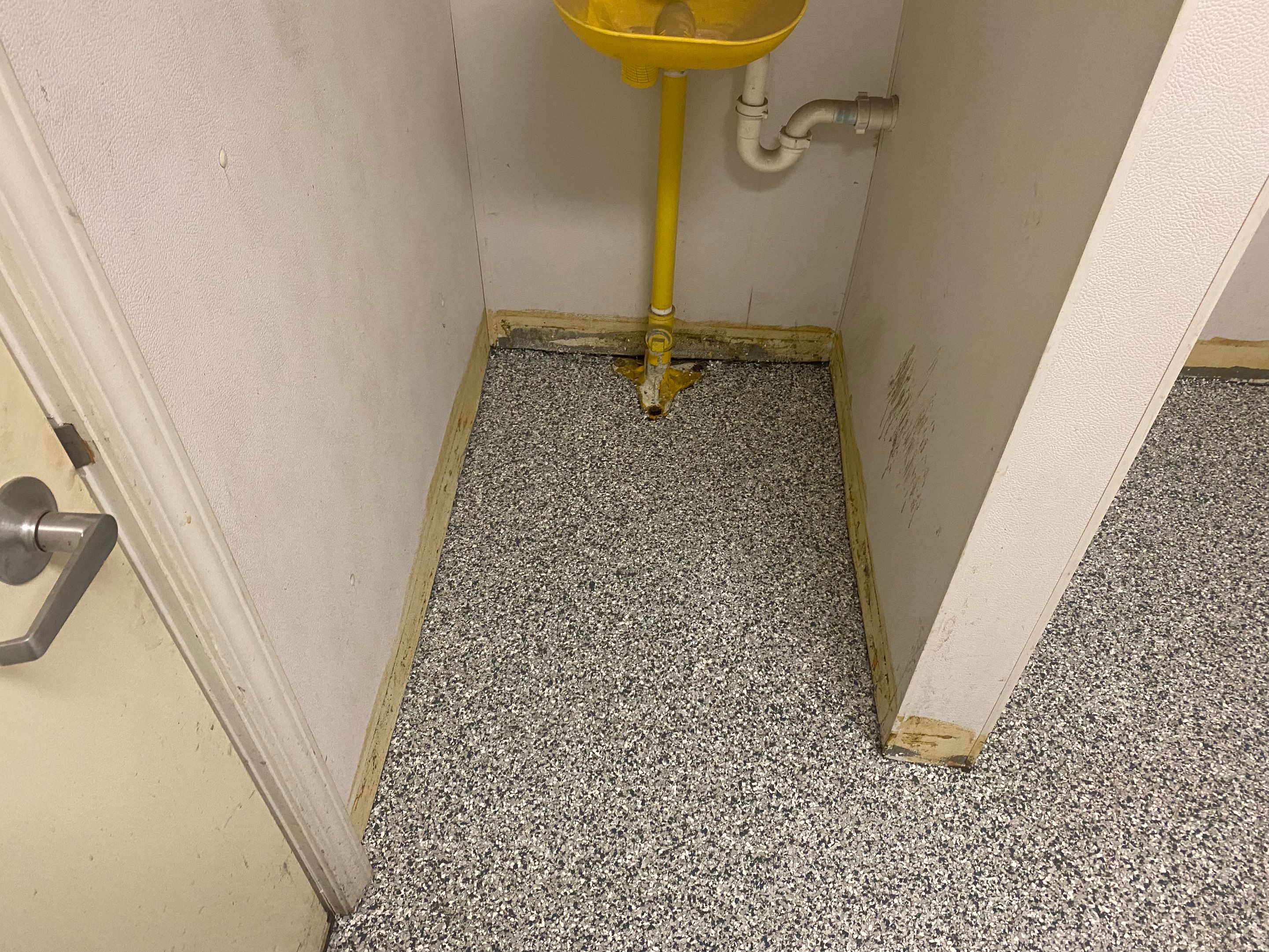 Applied Metals Commercial Application by Knot Just Decks