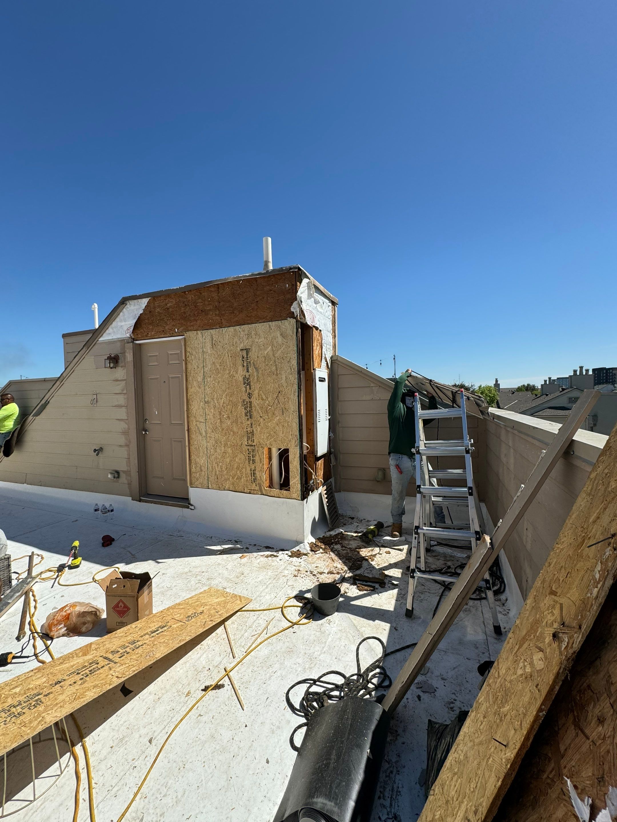 Project in Dallas by Armor Roofing | Exteriors