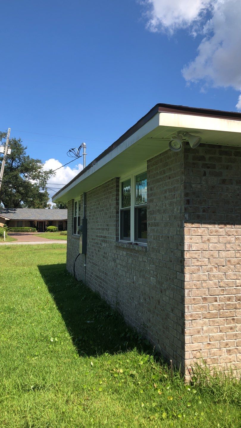 Seamless Gutter Installation using White K-Style Gutters by Gutter Professors