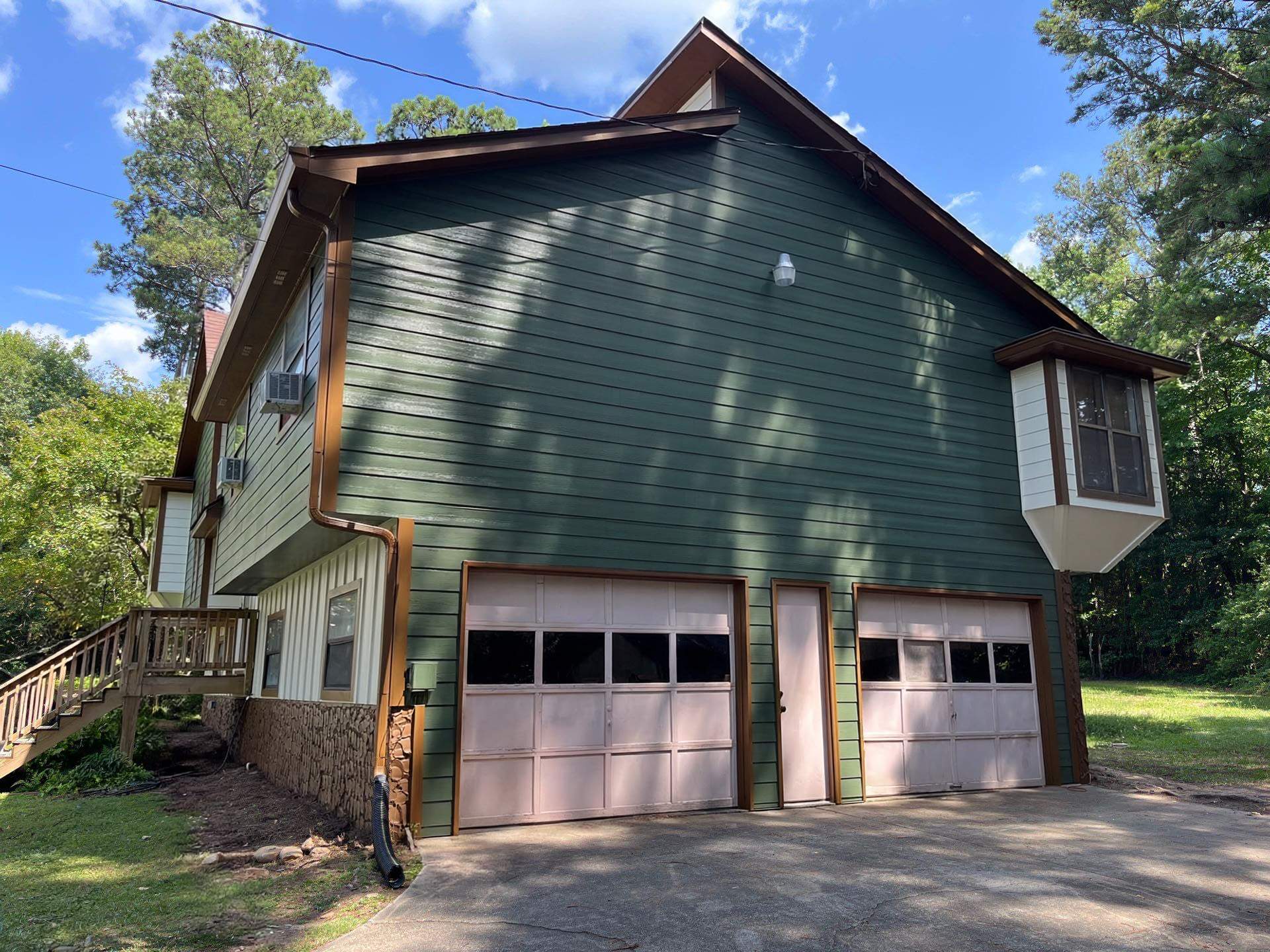 Snellville,GA Siding Replacement and Multi-Colored Exterior Painting by Nelson Exteriors