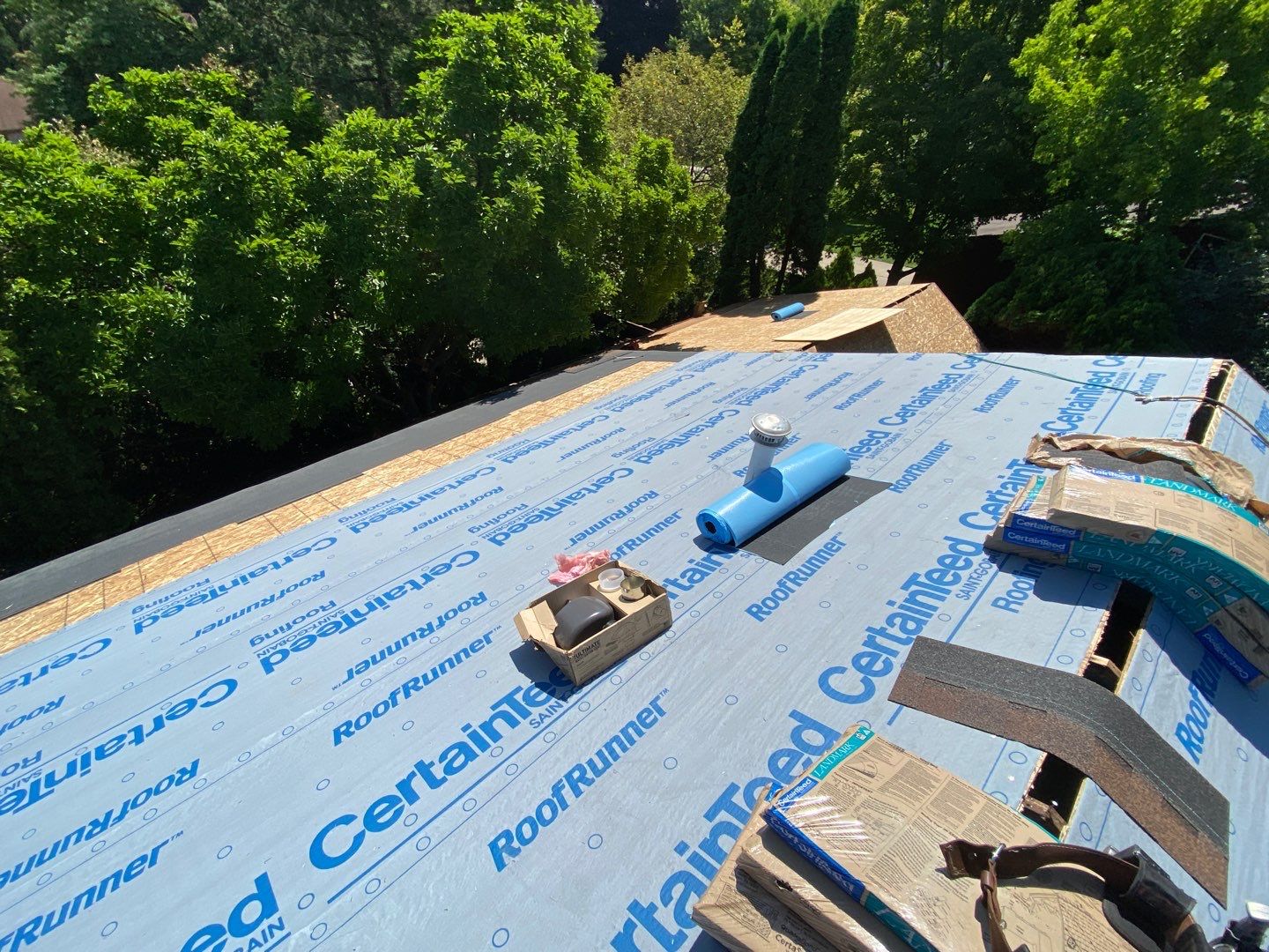 Roof Replacement using CertainTeed Landmark by 180 Contractors