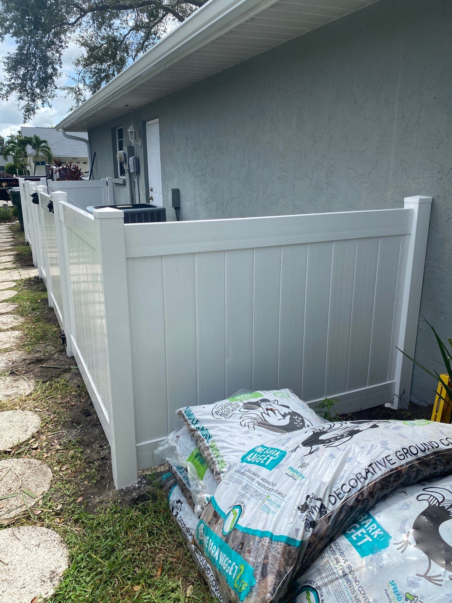 4474 Opal Ct  by H&Y Fence