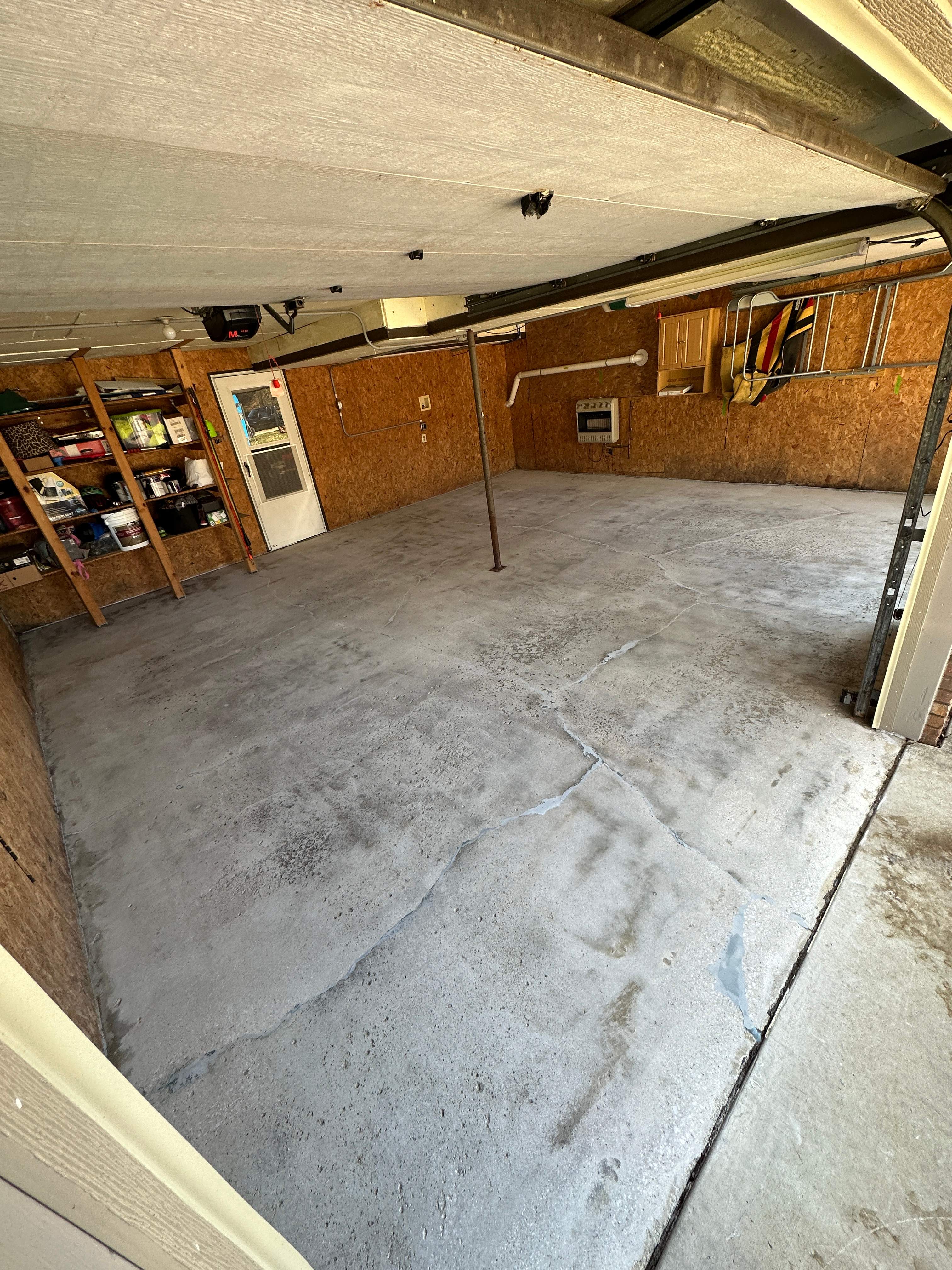 Sedona Garage Heyworth by Loud Bros
