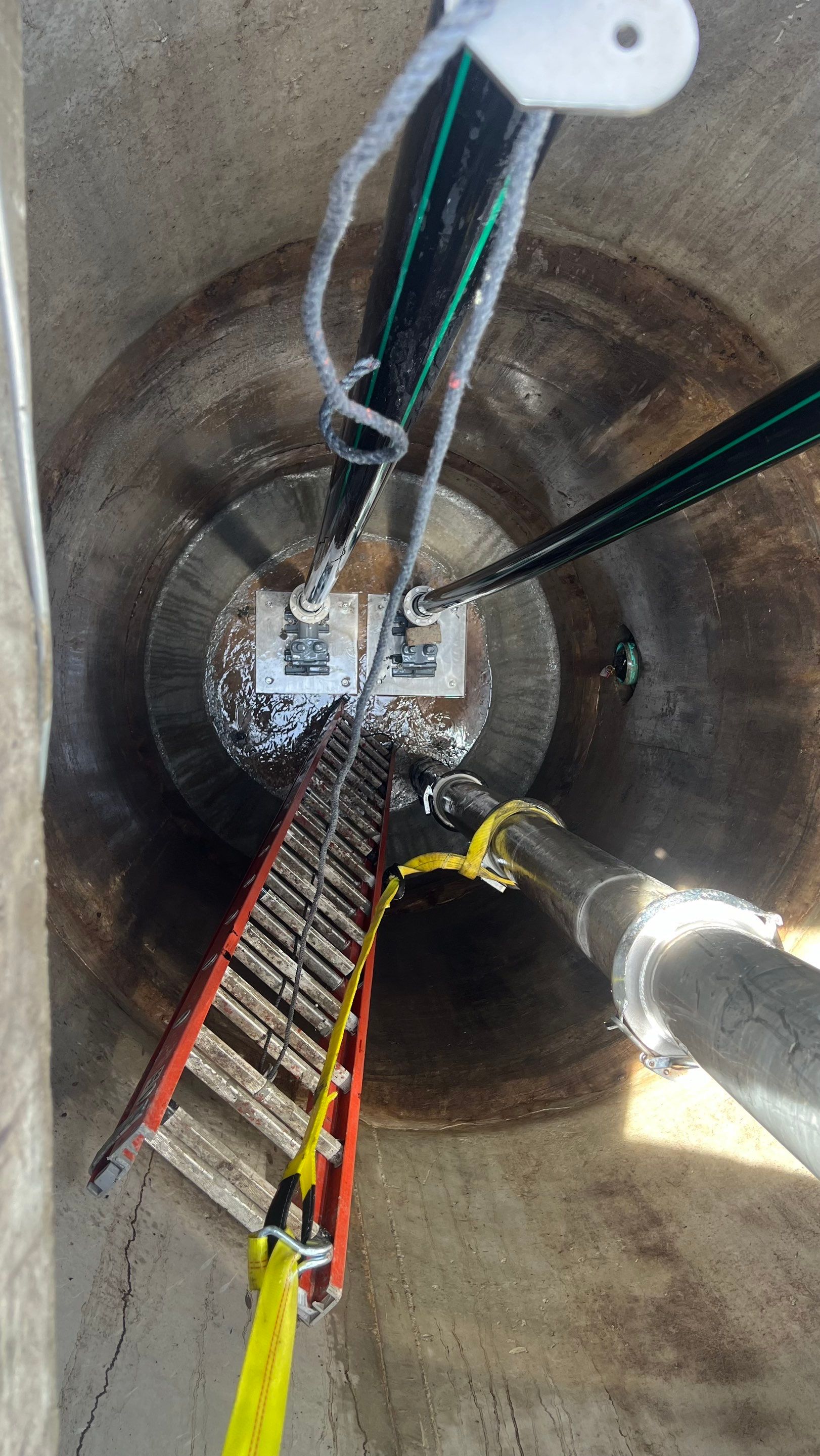 Lehigh Acres New Construction Community Sewer System Cleaning Part 1 by APS Power & Water
