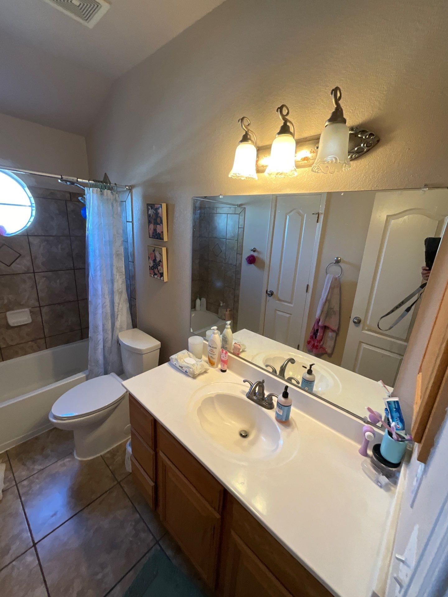 New closet and bathroom remodel by Castro Brothers Solutions