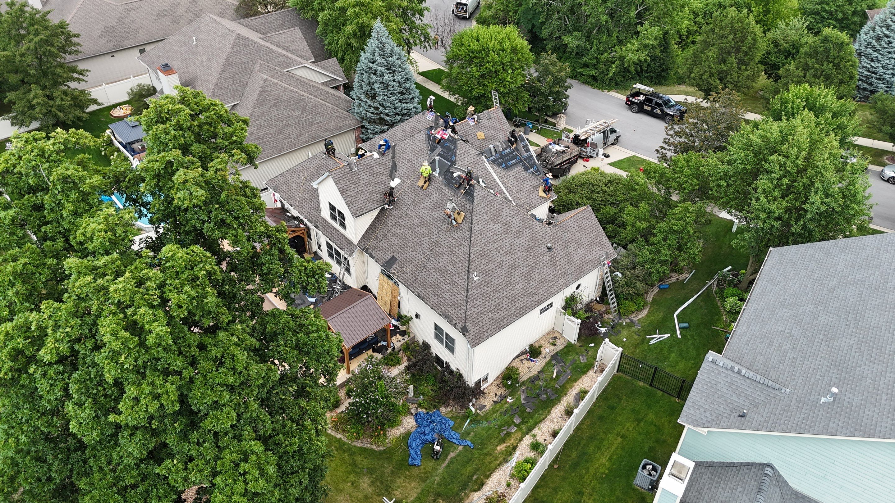 Roofing using GAF Weathered Wood by Optimal Home Improvement 