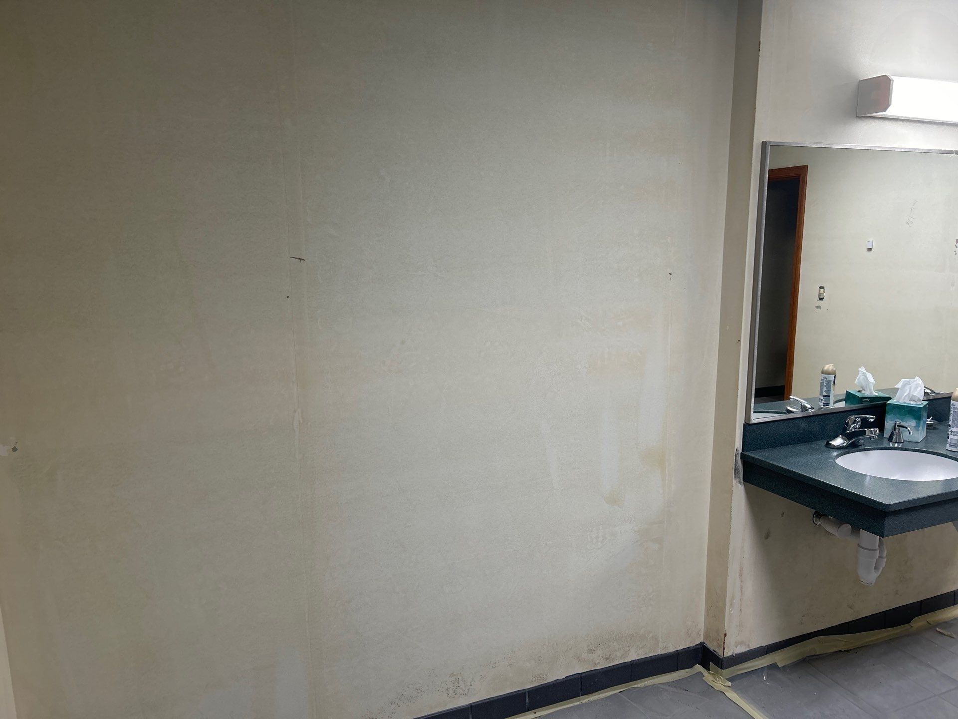 Wallpaper removal and Painting by Gordon Painting