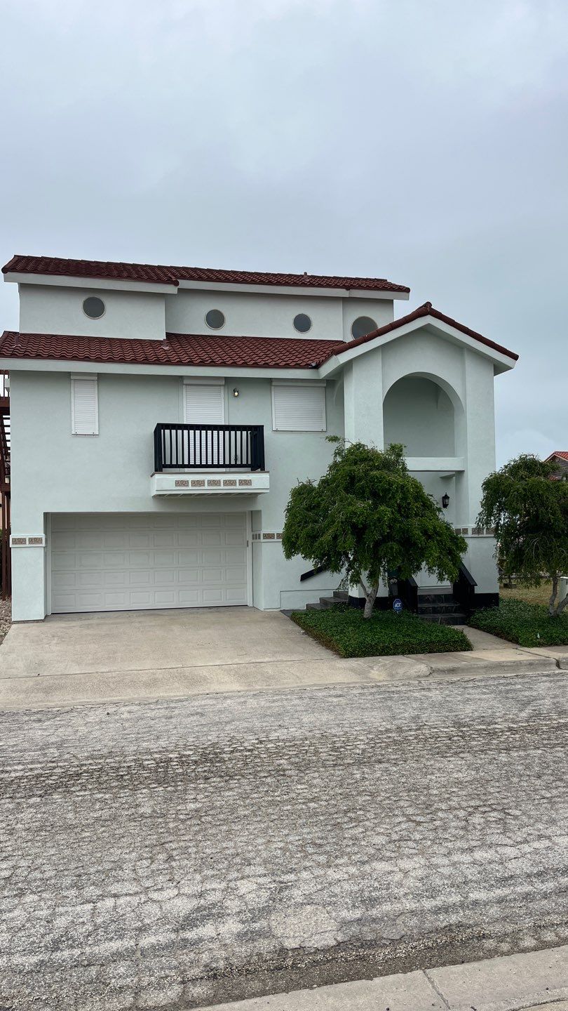 Waterfront Stucco Remastered by Bayfront Roofing and Construction