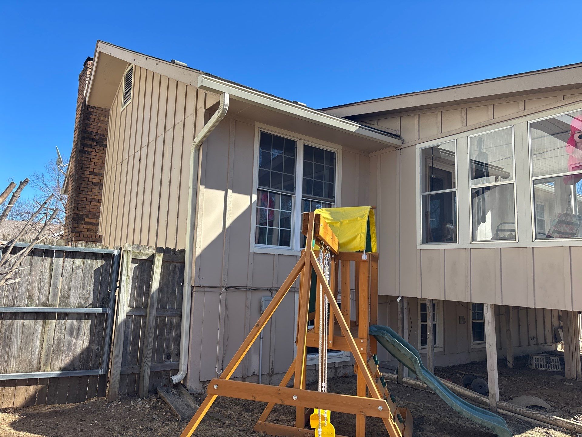 James Hardie in Kansas City Mo  by EEC  Windows, Siding & Roofing 
