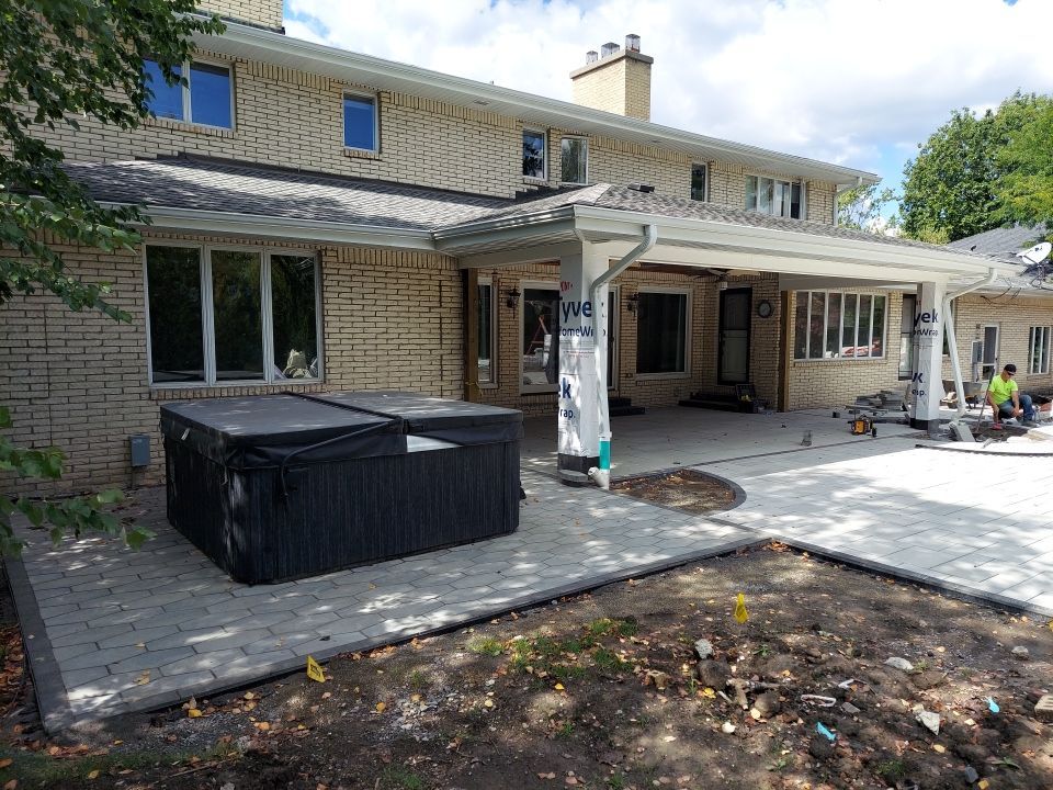 Outdoor Living Addition by Ivy Lea Construction