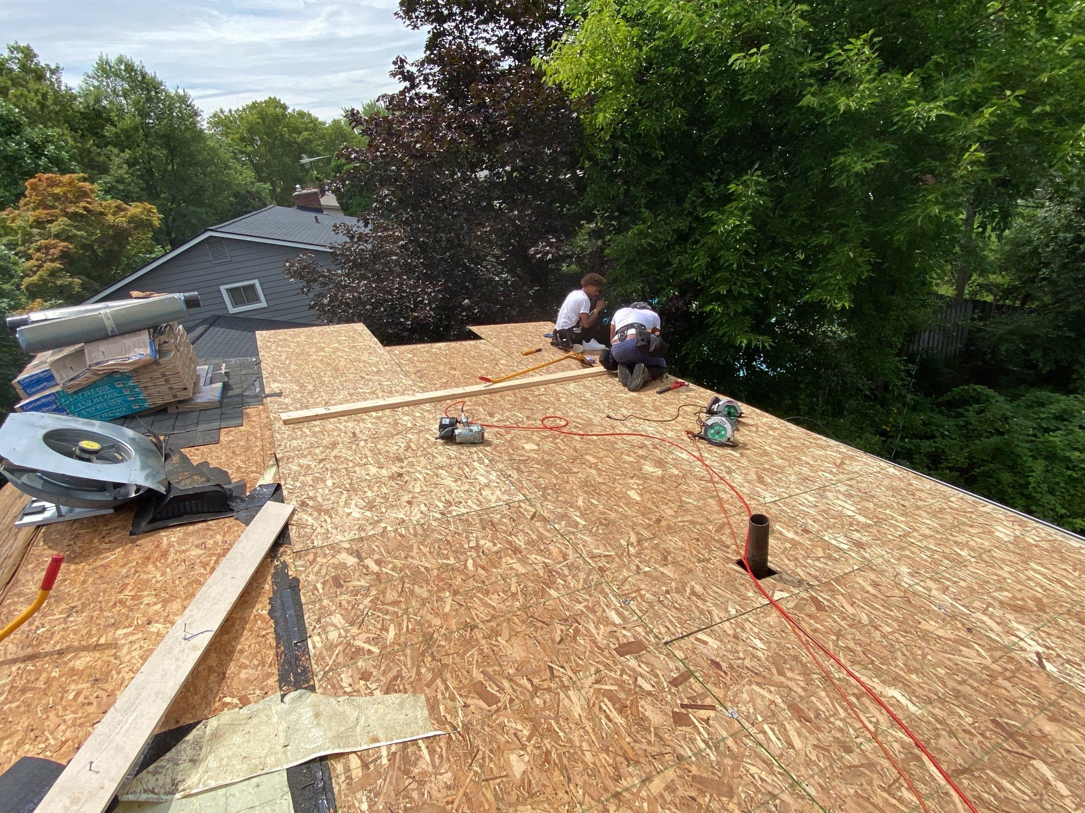 Roof Replacement using CertainTeed Landmark by 180 Contractors
