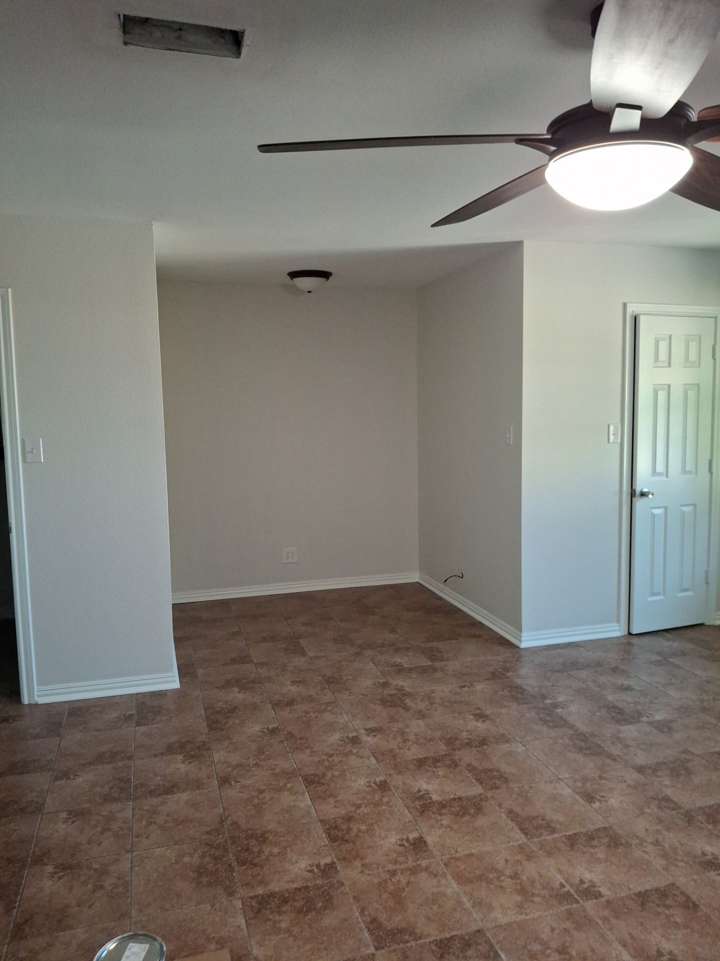 Lindale, Texas – Rental Turnover Painting Project by Quality Coats Painting