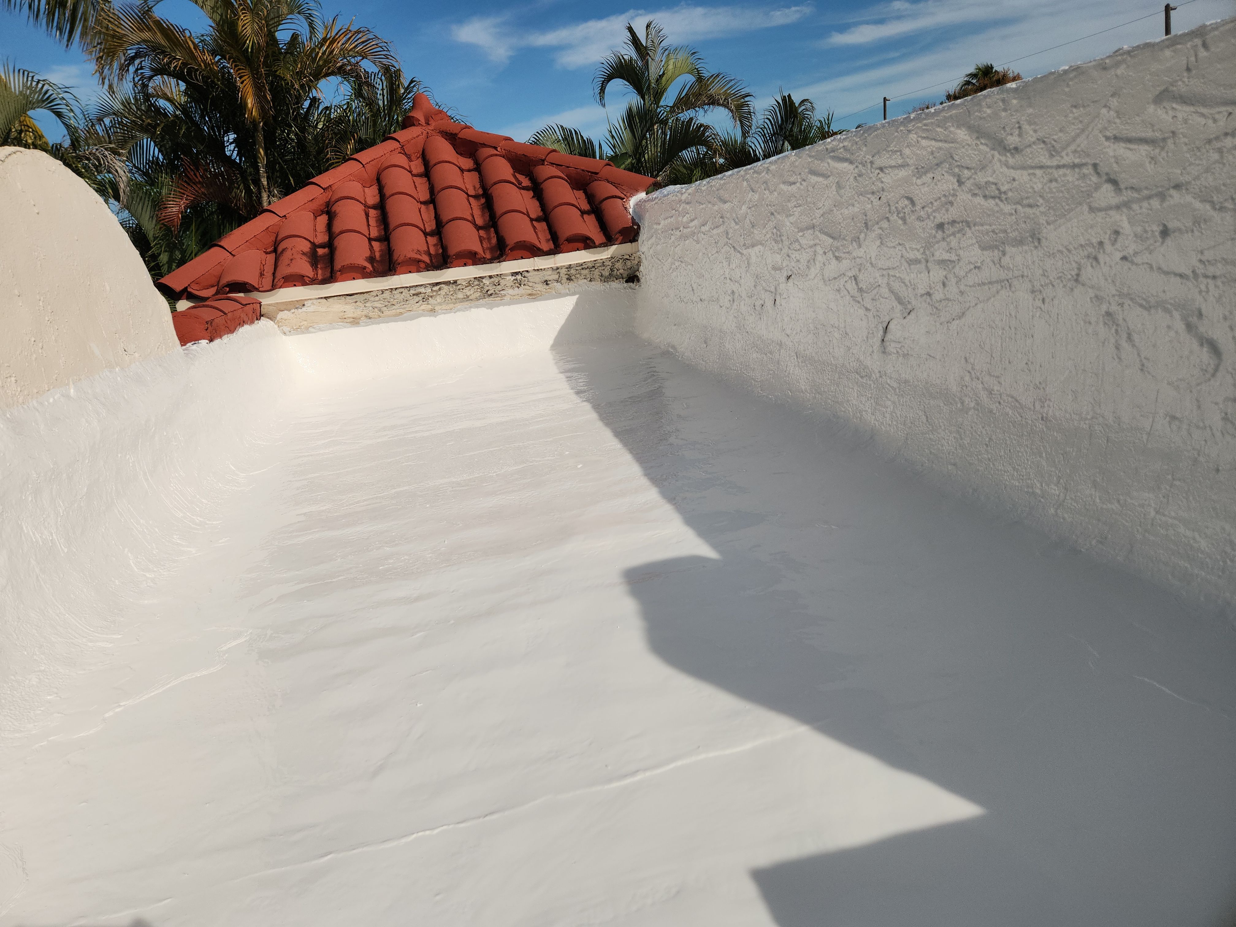 Expert Silicone Roof Coating in Hollywood – Aastro Roofing Delivers Long-Lasting Protection by Aastro Roofing