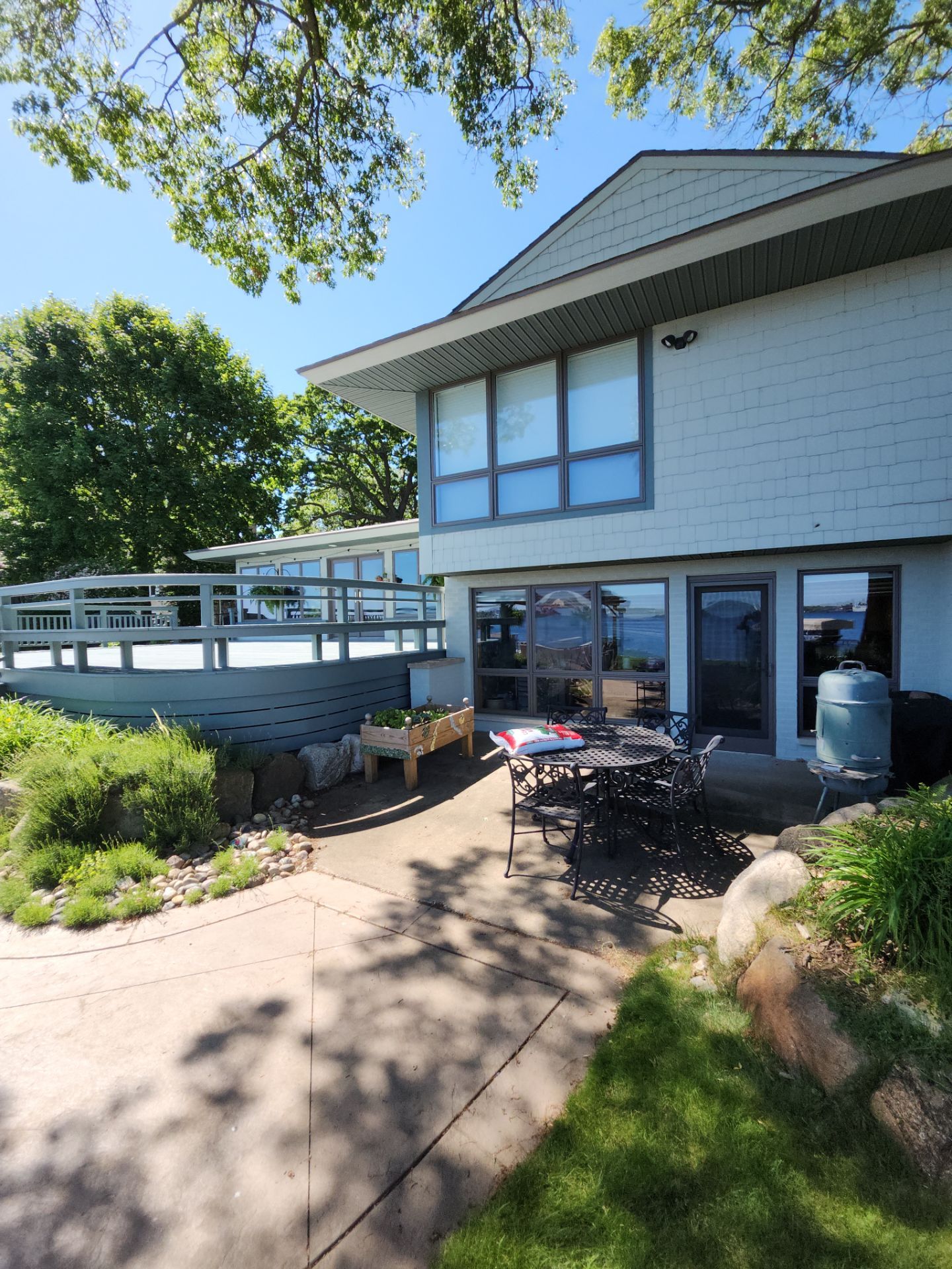 Deck Staining and Pressure Washing by Gordon Painting