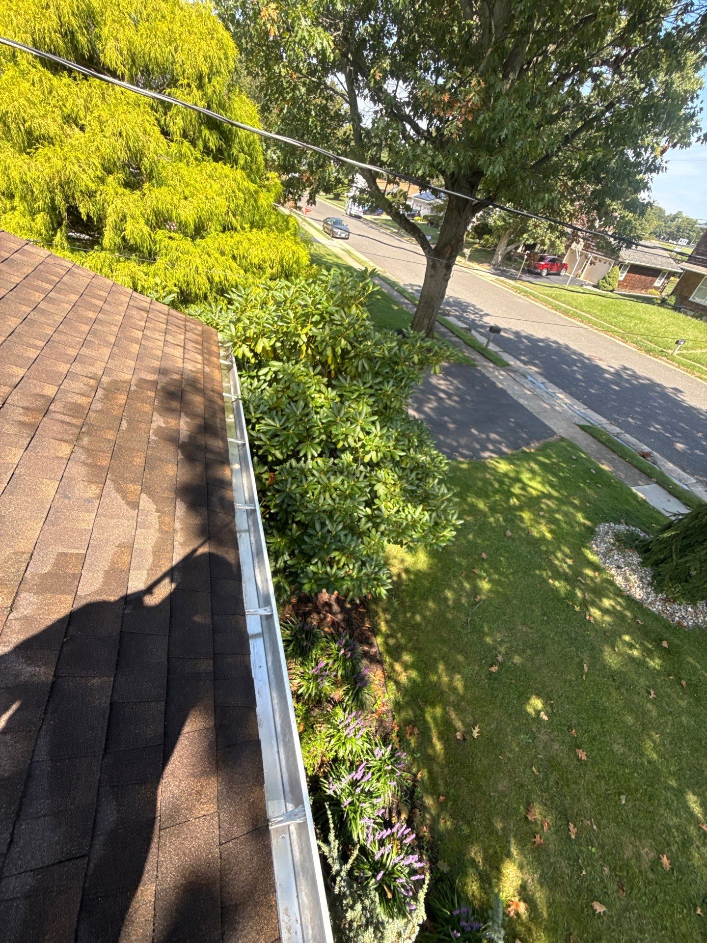 Gutter Cleaning in Freehold, NJ by Clearview Washing