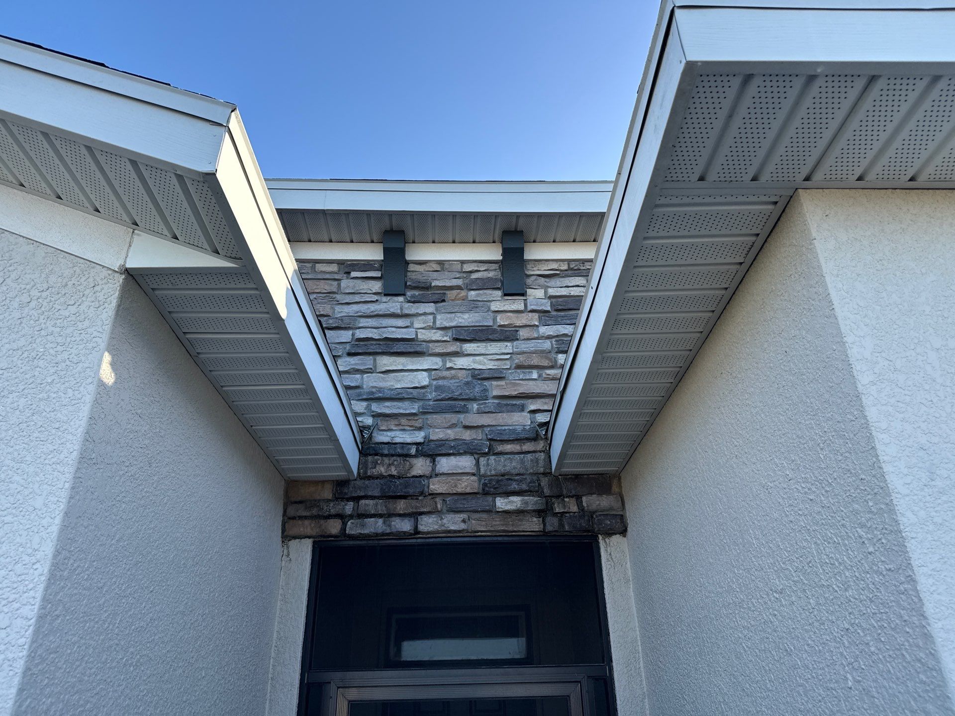 House Wash, Lanai Cleaning & Driveway Washing | Willow Walk Palmetto FL by Sunshine AquaWash