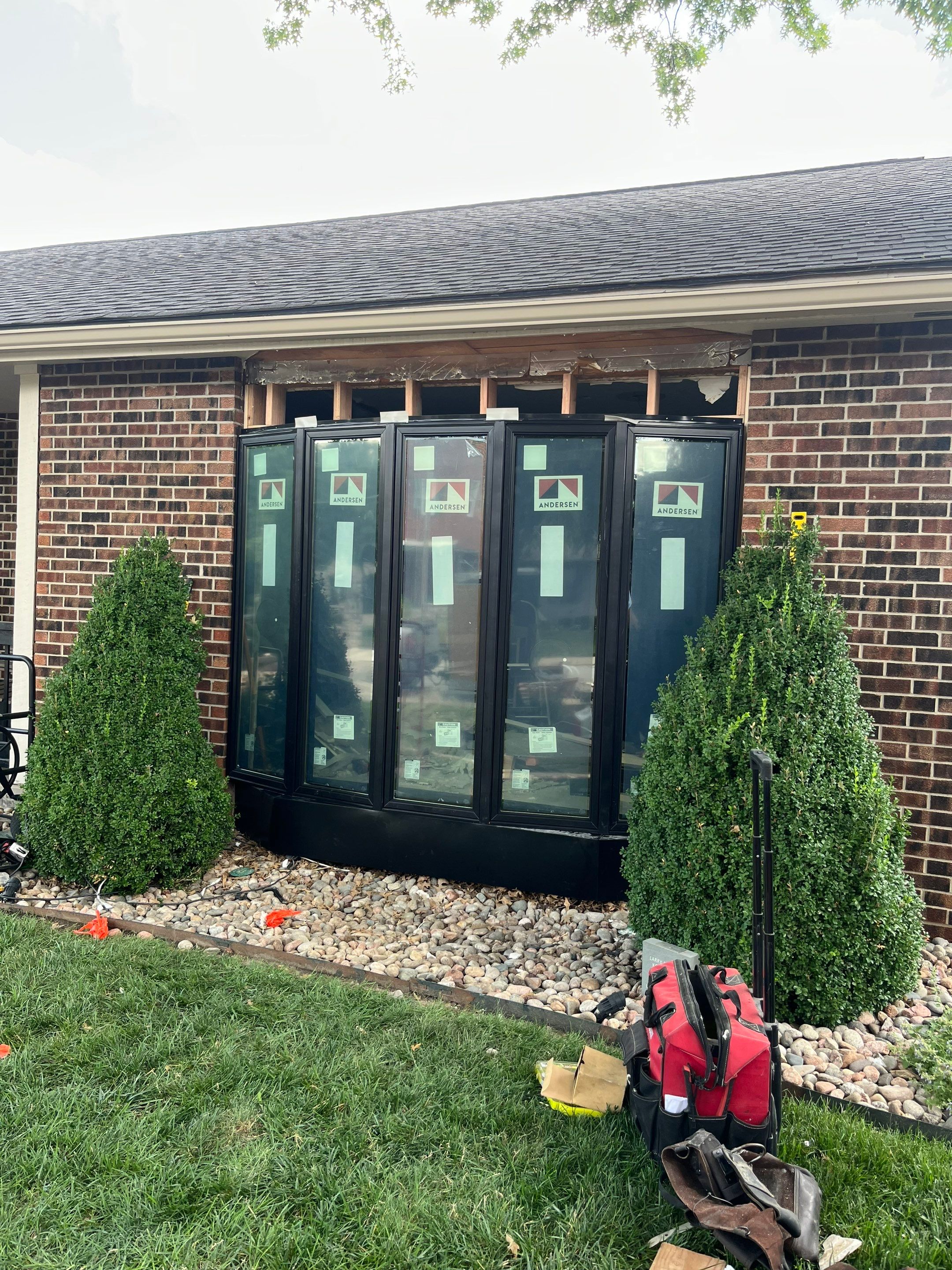 Black Andersen Window Installation and Bay Window Upgrade in Kansas City by EEC Windows, Siding & Roofing