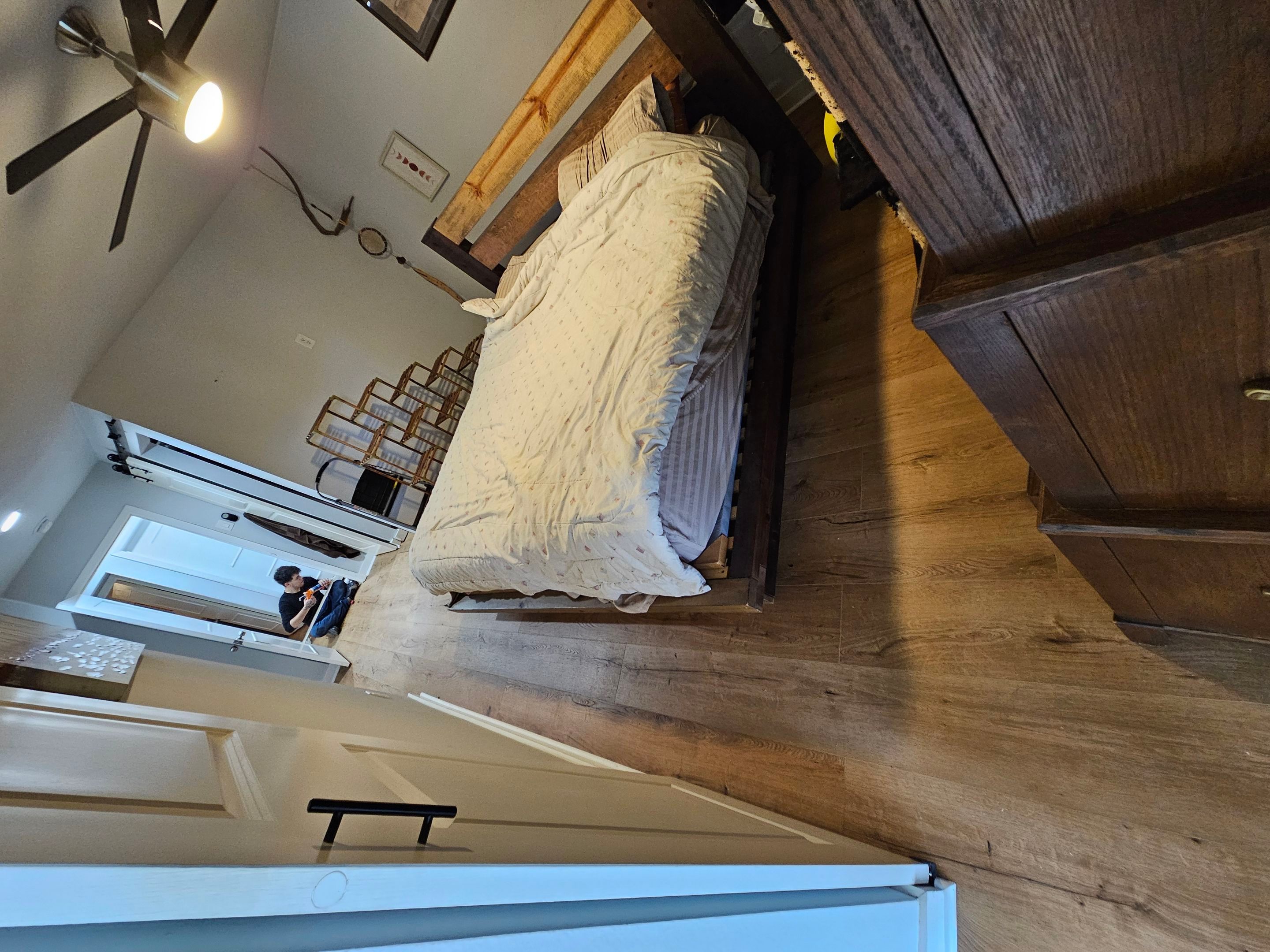 Laminate floor & fence by EL-GC LLC 