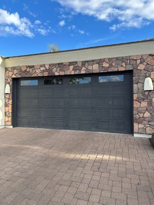 Kaibab Pl - Garage Door