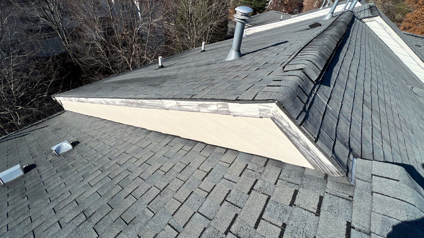 Fairfax: Residential Roof Replacement with CertainTeed Landmark in Charcoal Black by RM Banning, Inc.