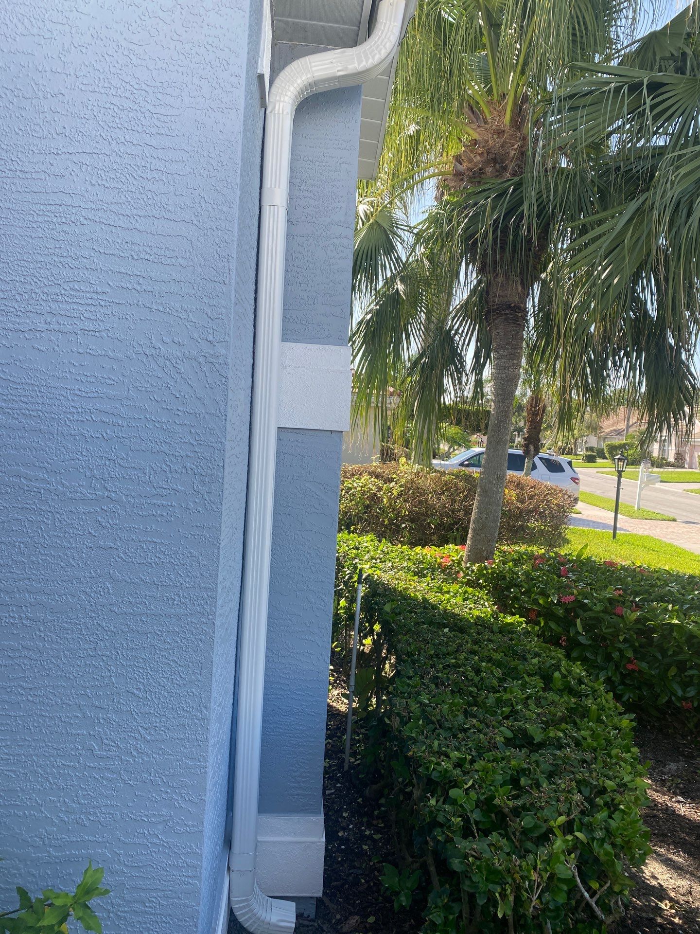 Smooth Box Seamless Gutters Installed by Gutter Professor in Sarasota FL by Gutter Professors