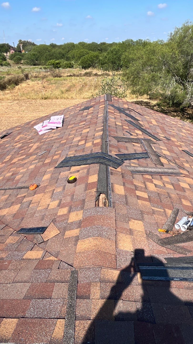 Country Roofing by Bayfront Roofing and Construction