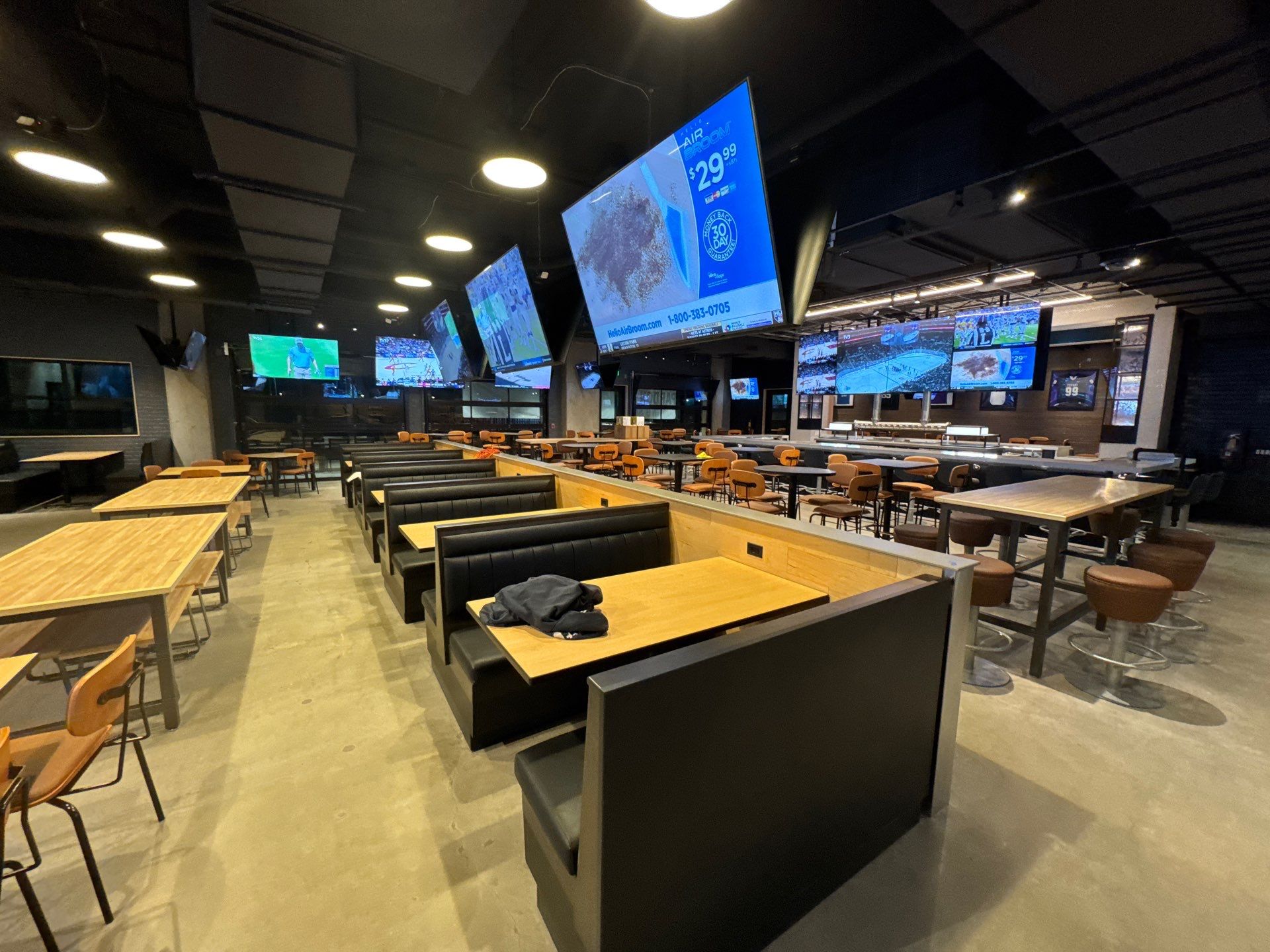 Large Sports Bar AV install by AVSi