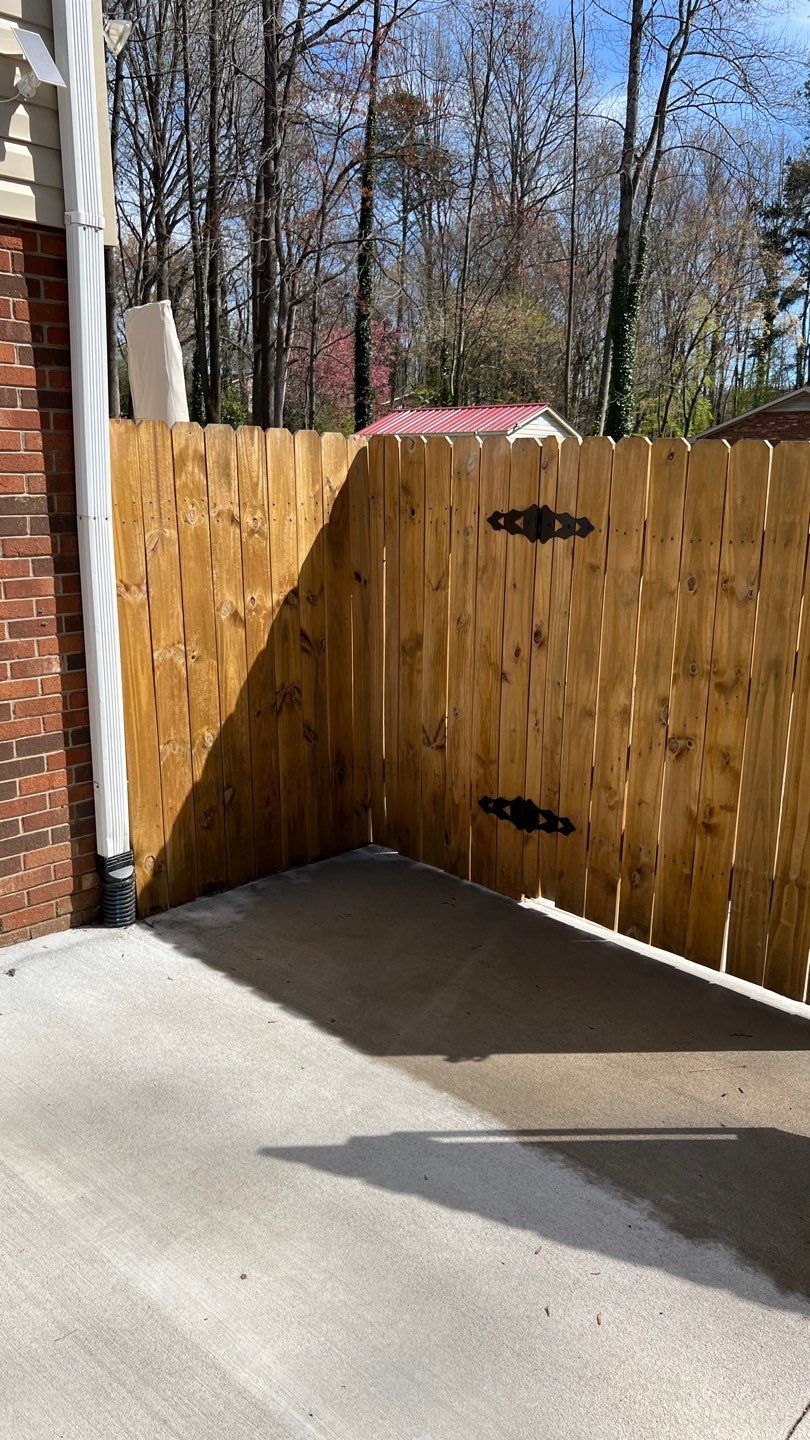 Fence using Wood Sealant by DuraSeal