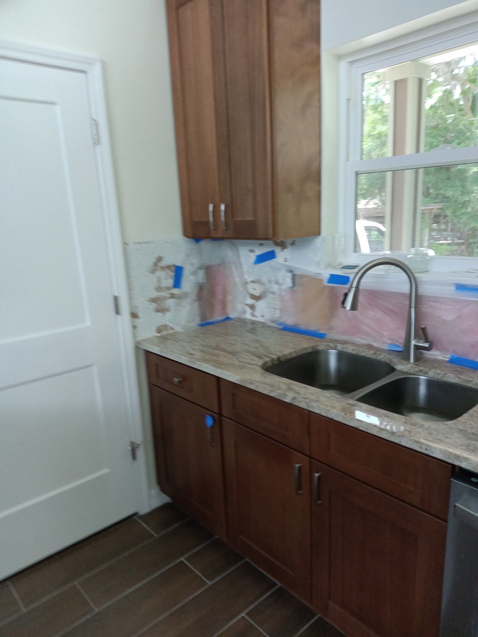 Backsplash Fix From Previous Install by Axtra Hand