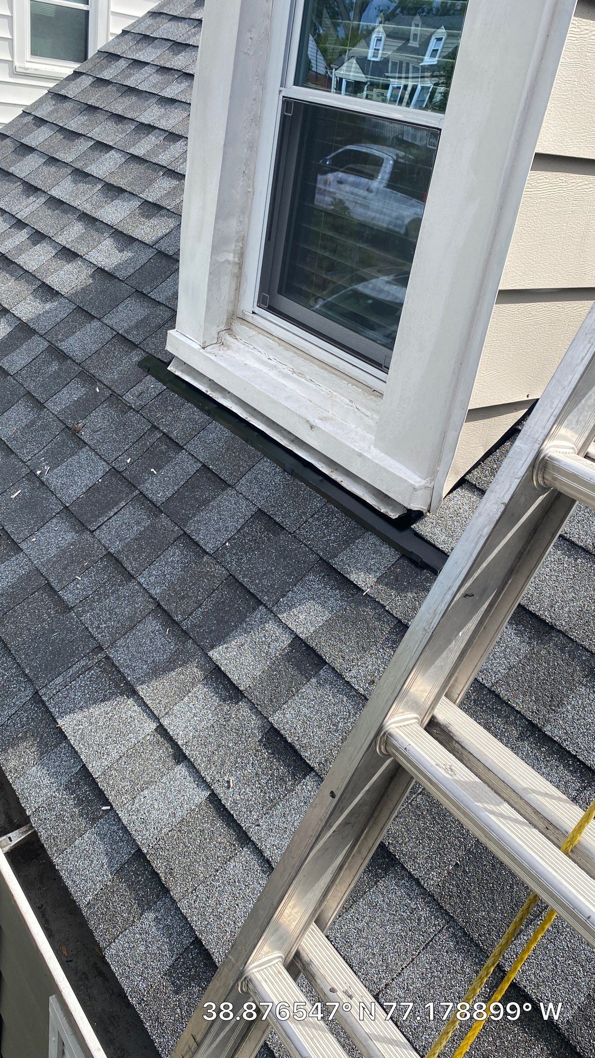 Falls Church: CertainTeed Landmark Pro Designer Shingles in Max Def Pewter by RM Banning, Inc.