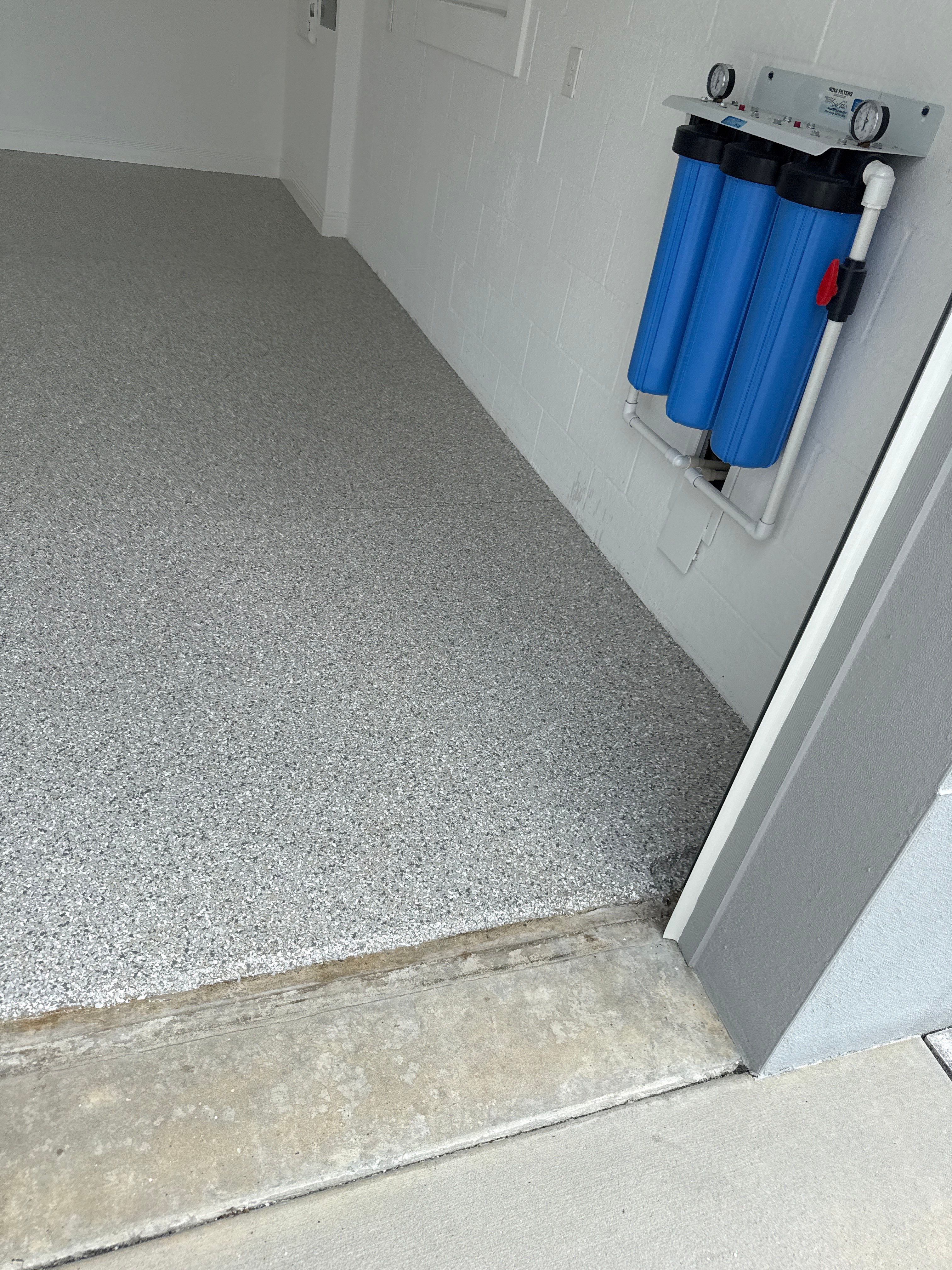 Garage by Innovative Concrete Coatings 