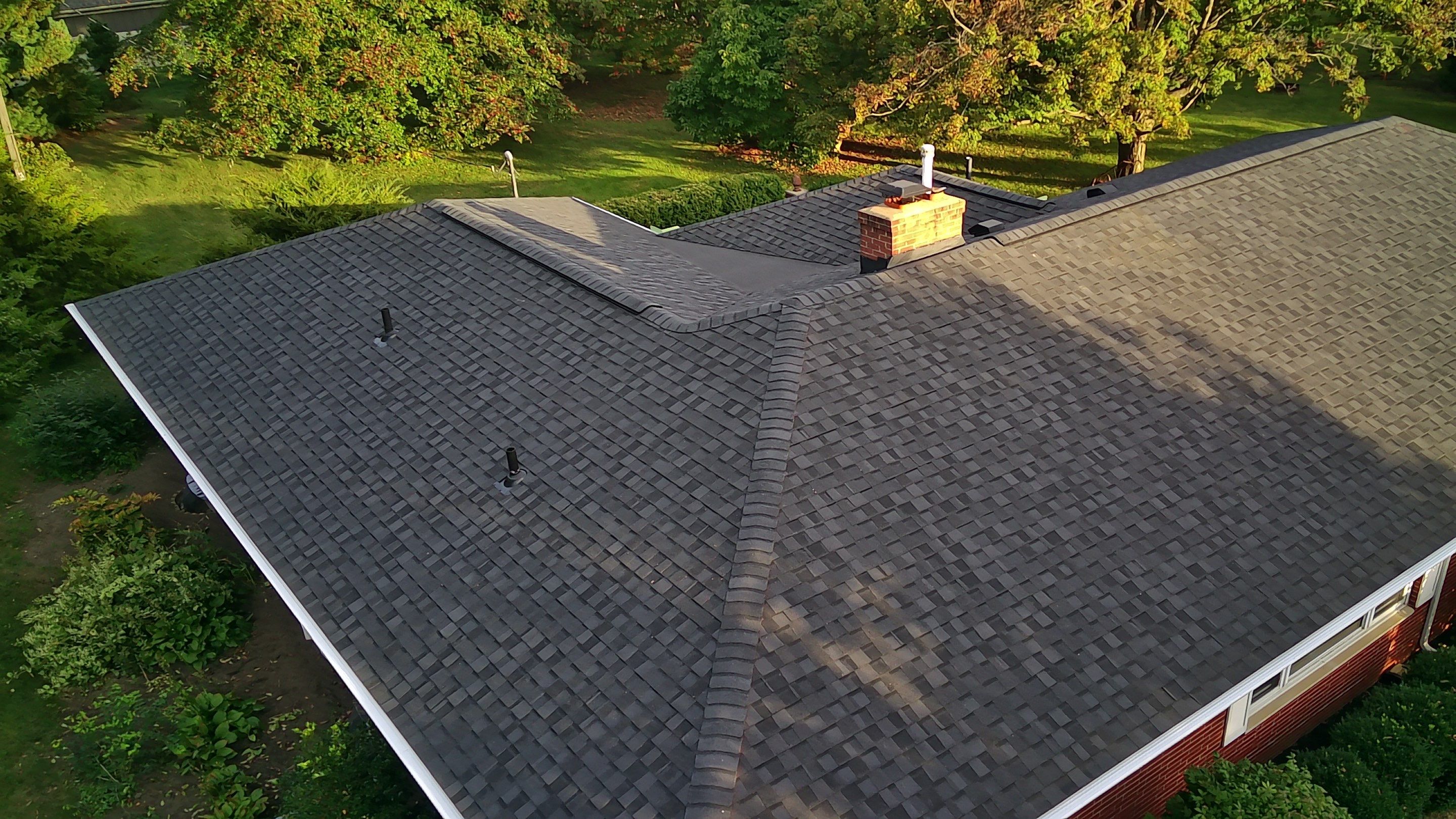Landmark Pro Installation in Lewis Center by Best Roofing & Siding Company