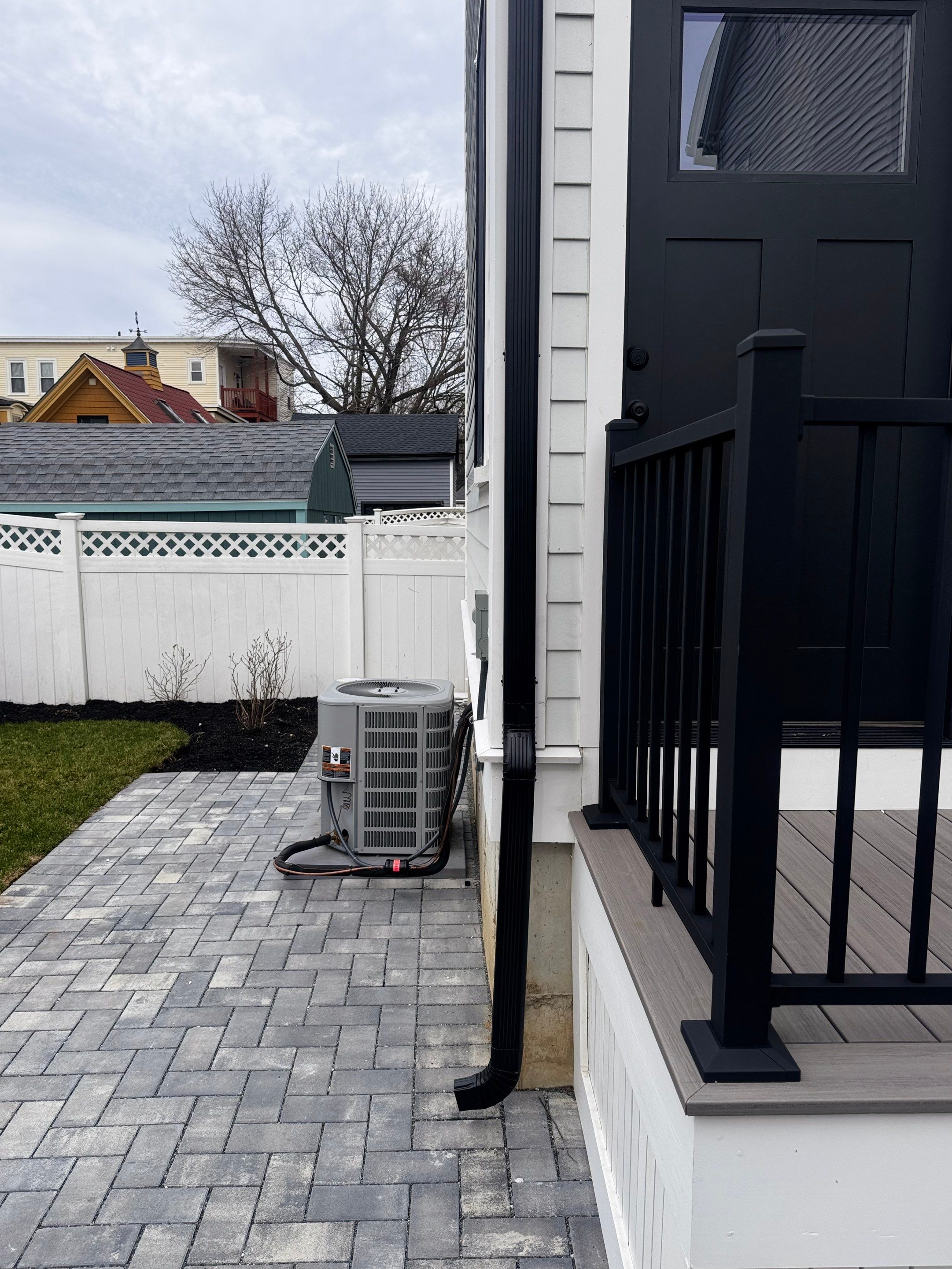 Black Gutter Installation by JOHNNYS PRO