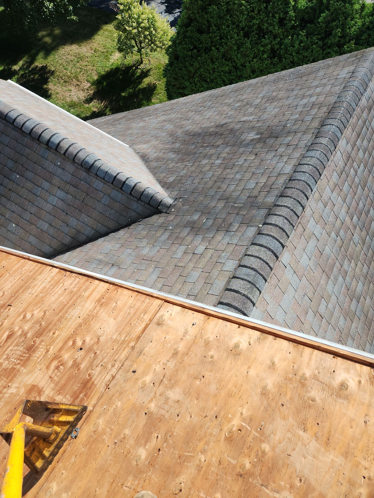 Residential Roofing Installation using Owens Corning TruDefinition Duration AR - Driftwood by A Plus Exterior