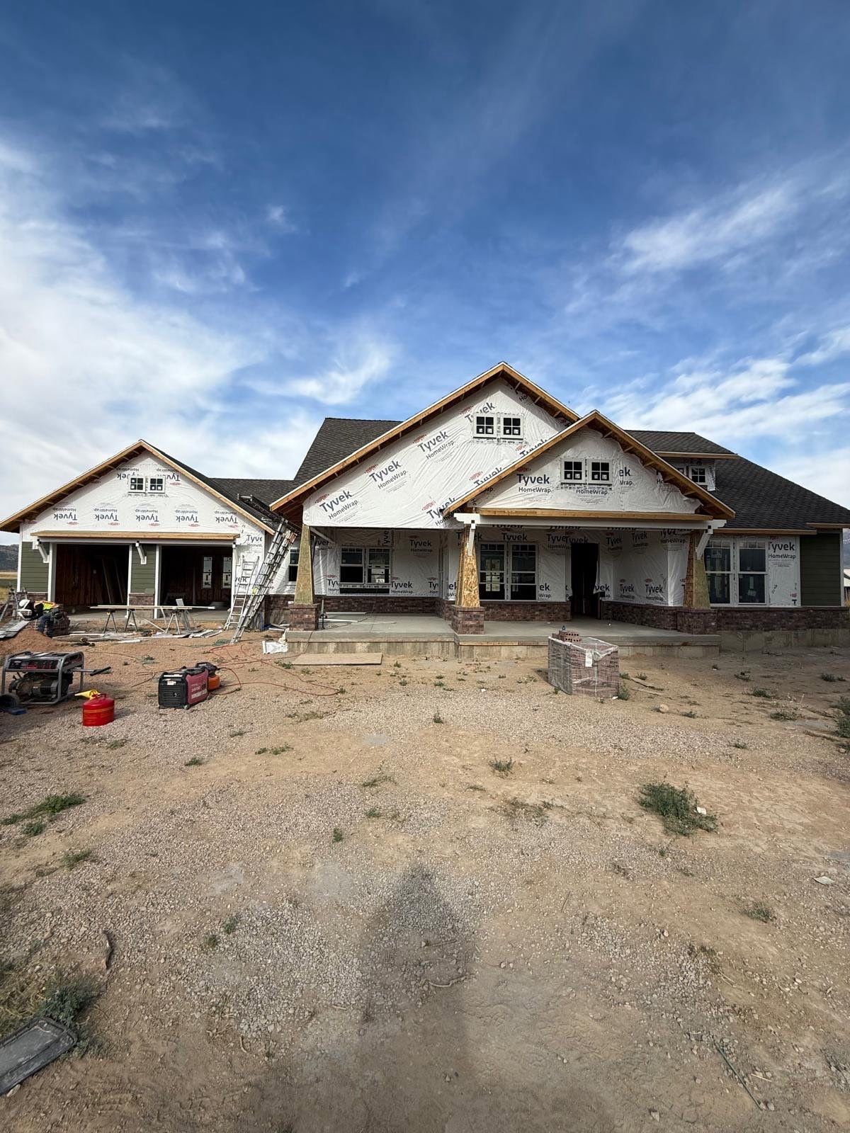 Scipio | Hardie Mixed Siding | Mountain Sage & Arctic White by Ideal Siding Utah
