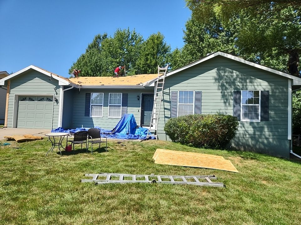 Residential Roofing Installation using IKO Dynasty by EEC Windows, Siding & Roofing